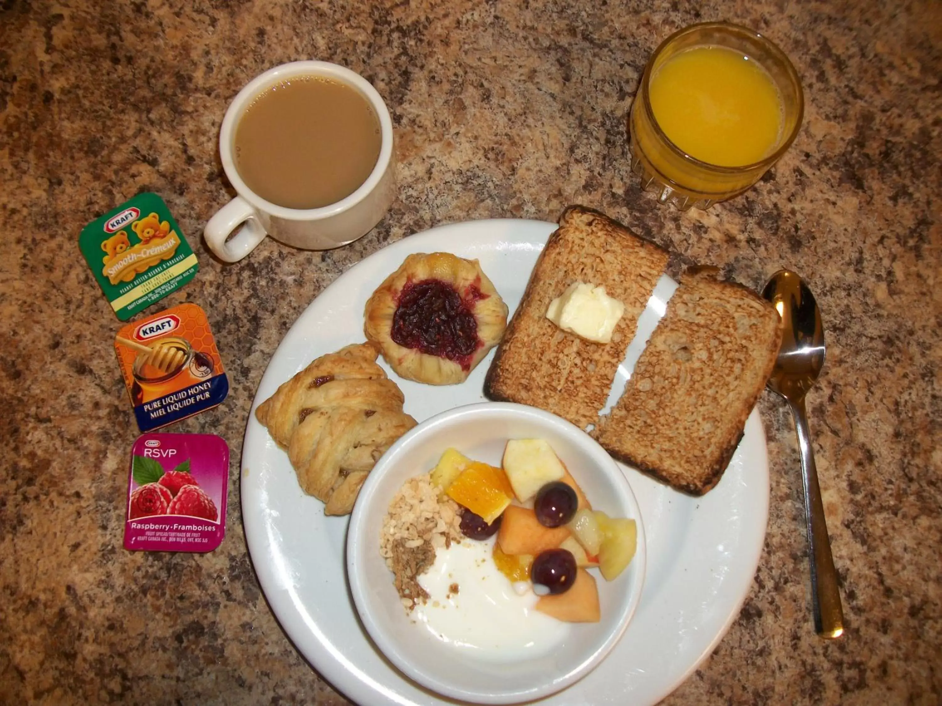 Food, Breakfast in Brewster Mountain Lodge