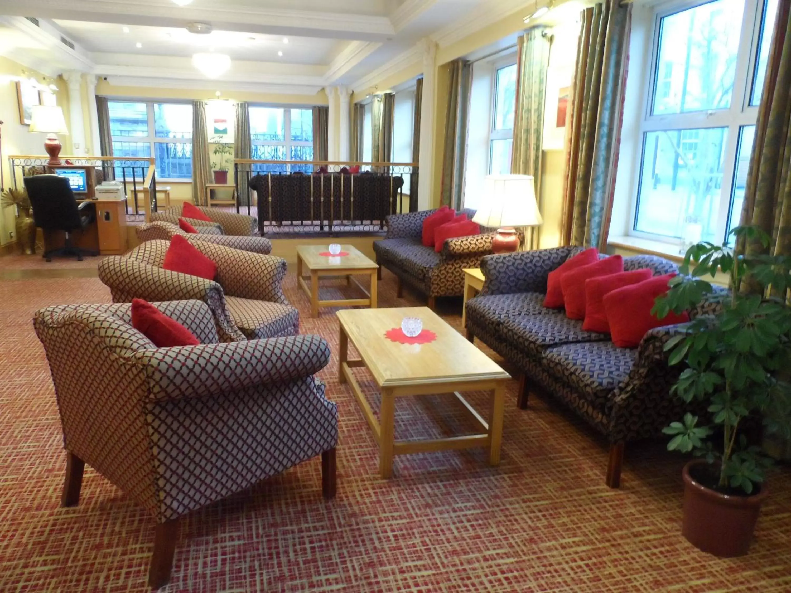 Lobby or reception, Seating Area in Sligo City Hotel