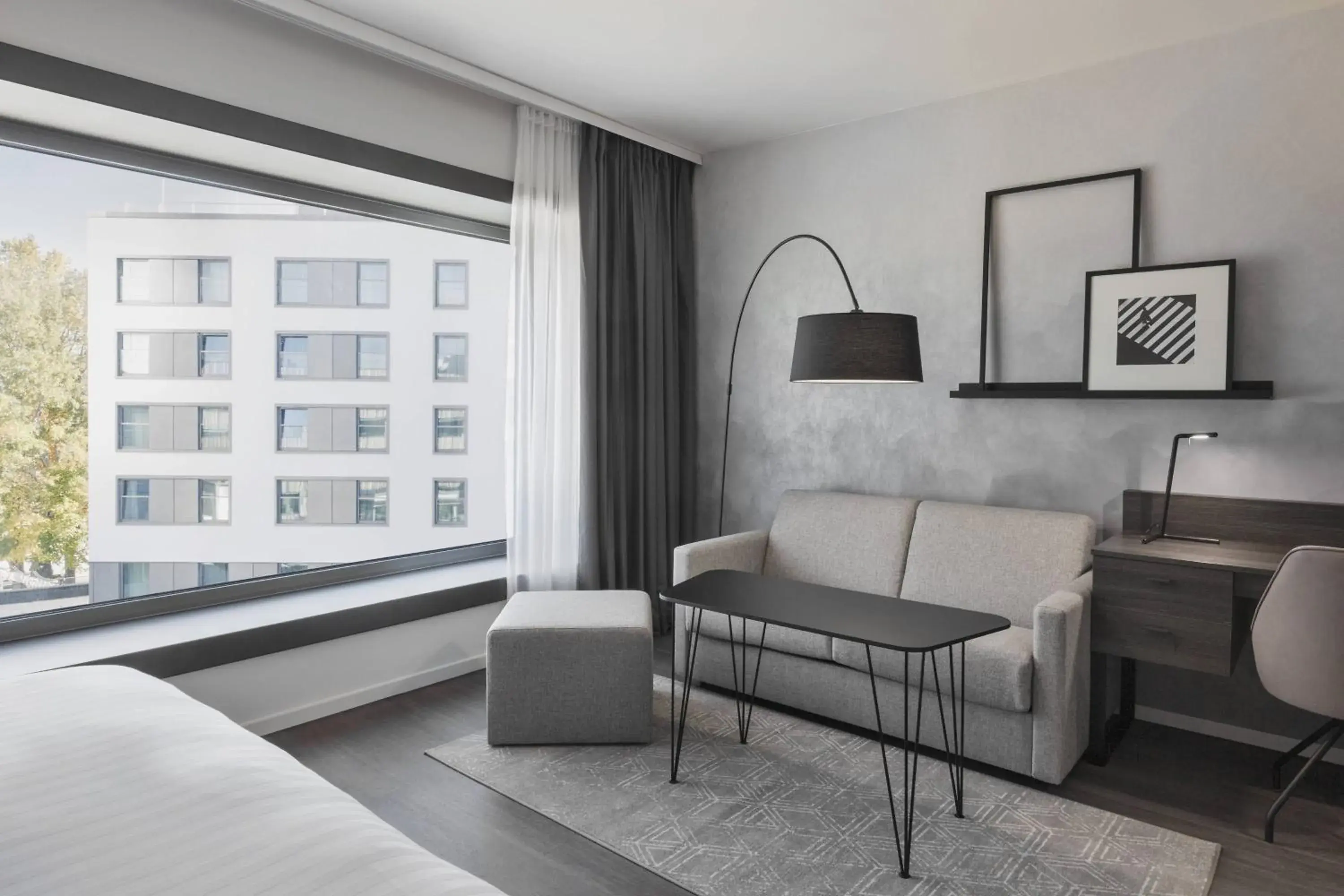 Bedroom, Seating Area in Residence Inn by Marriott Munich Ostbahnhof