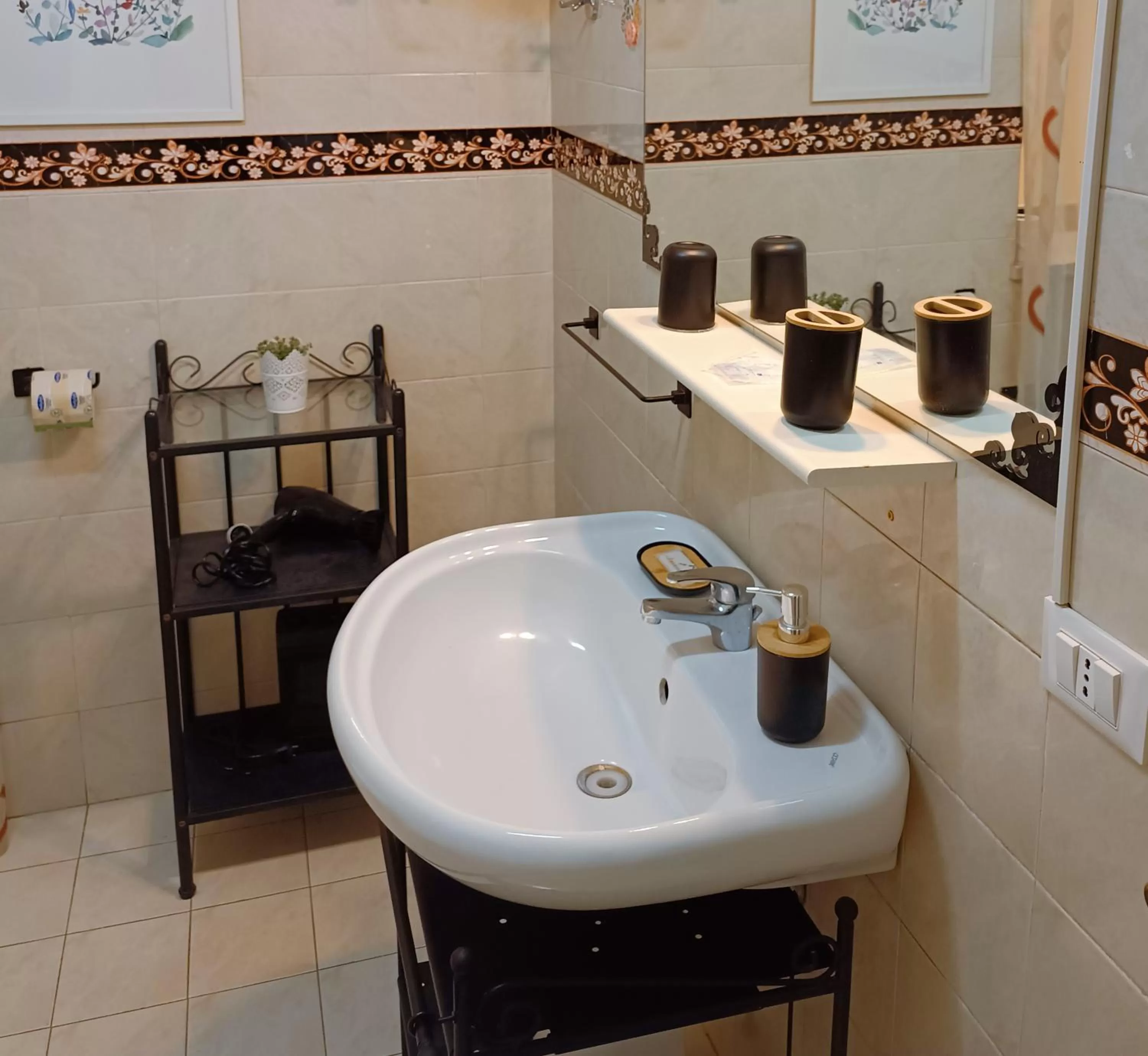 Bathroom in Cavour Il Conte Camillo