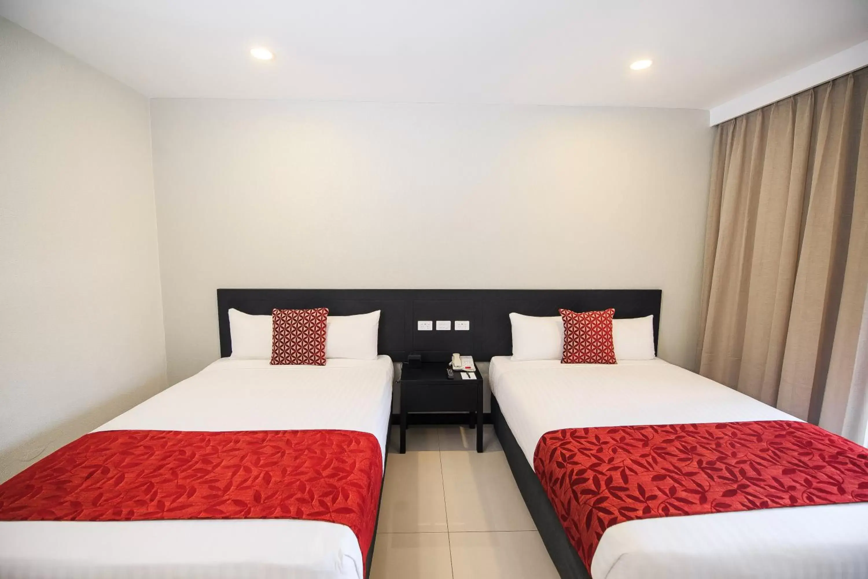 Bed in Tanoa International Hotel