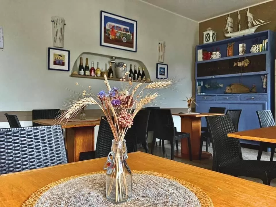 Lounge or bar in Hotel Cerrano