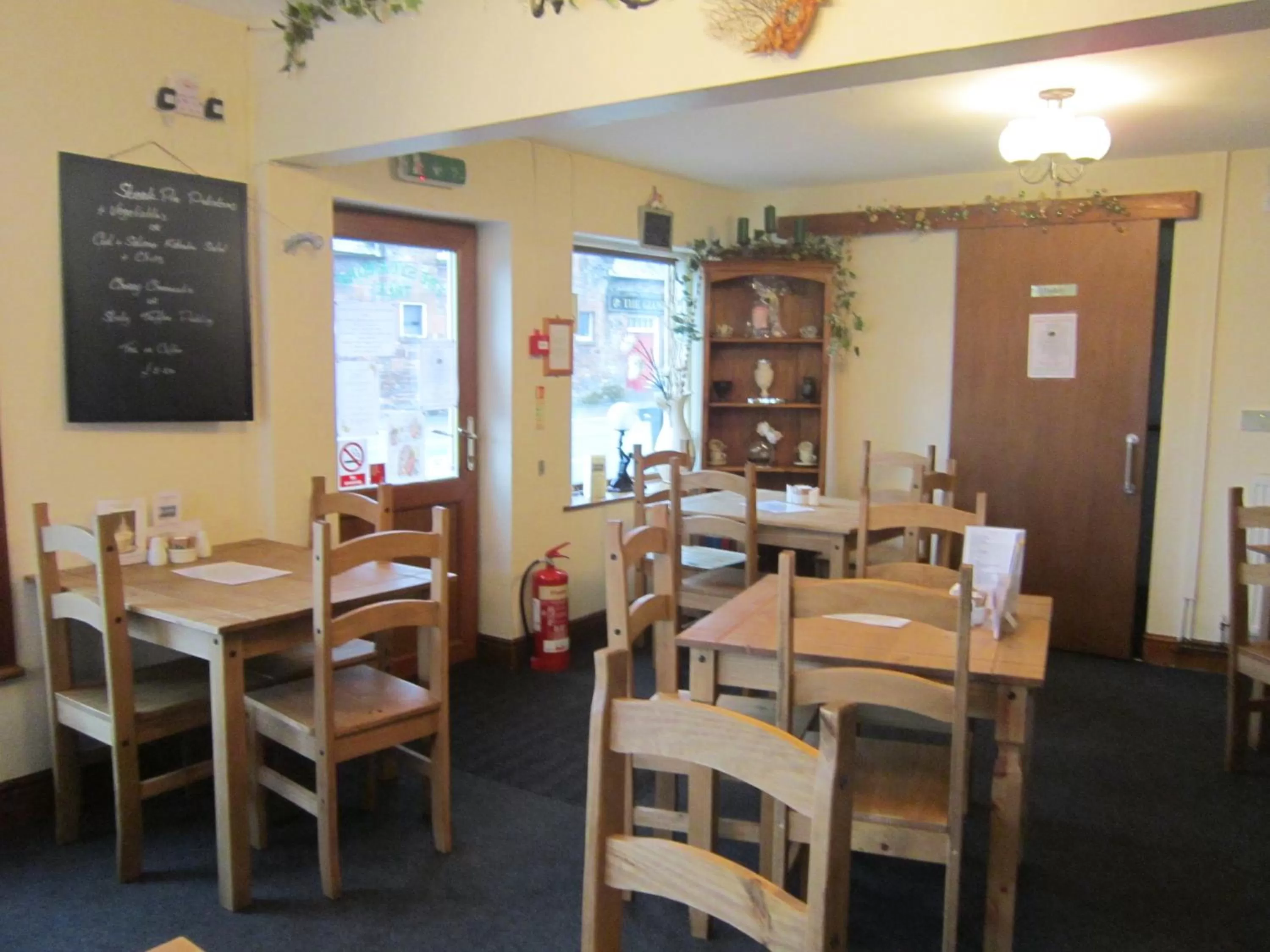 Dining area in The Sycamore Tree