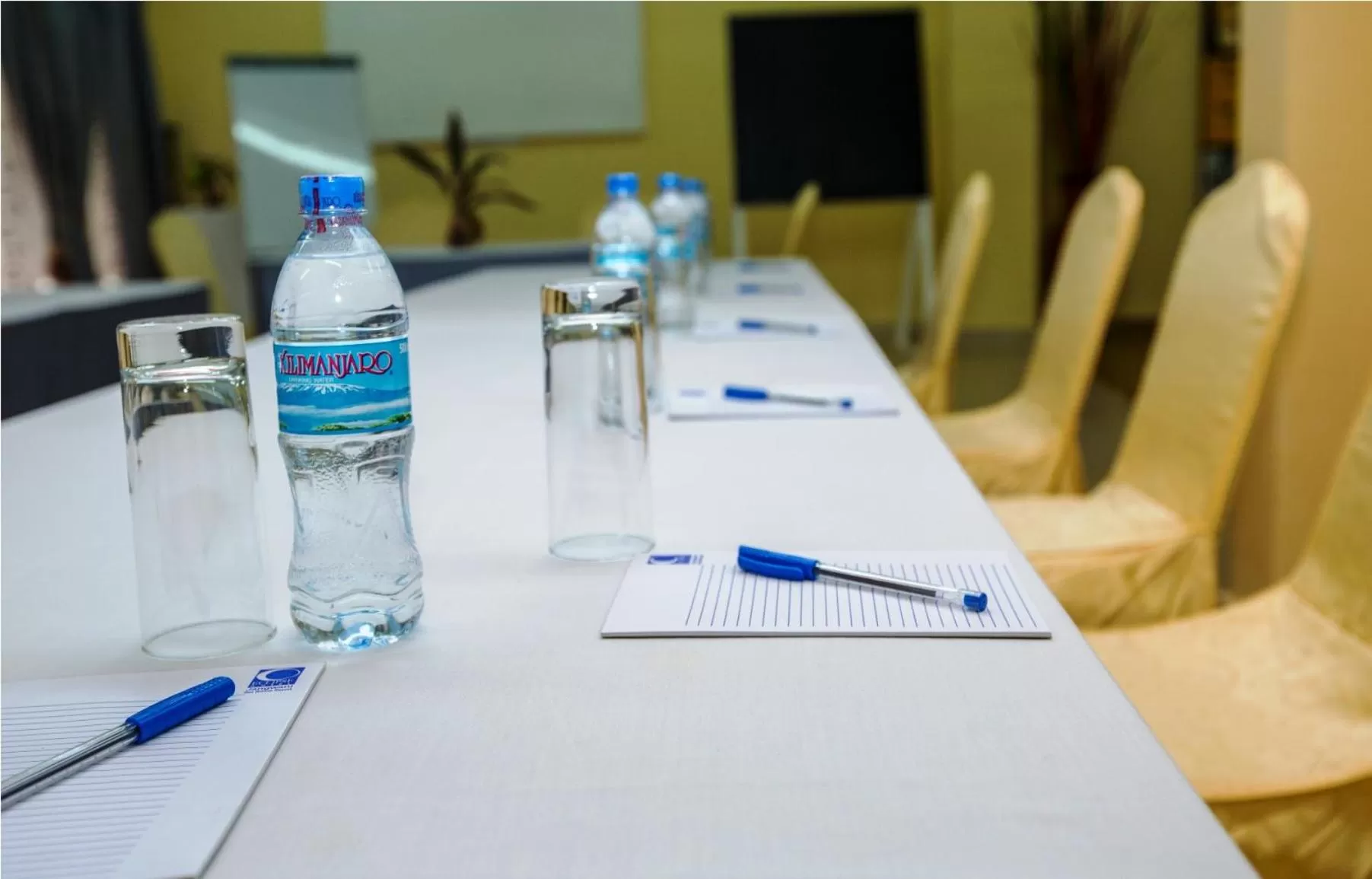 Meeting/conference room in Best Western Jangwani Sea Breeze Resort