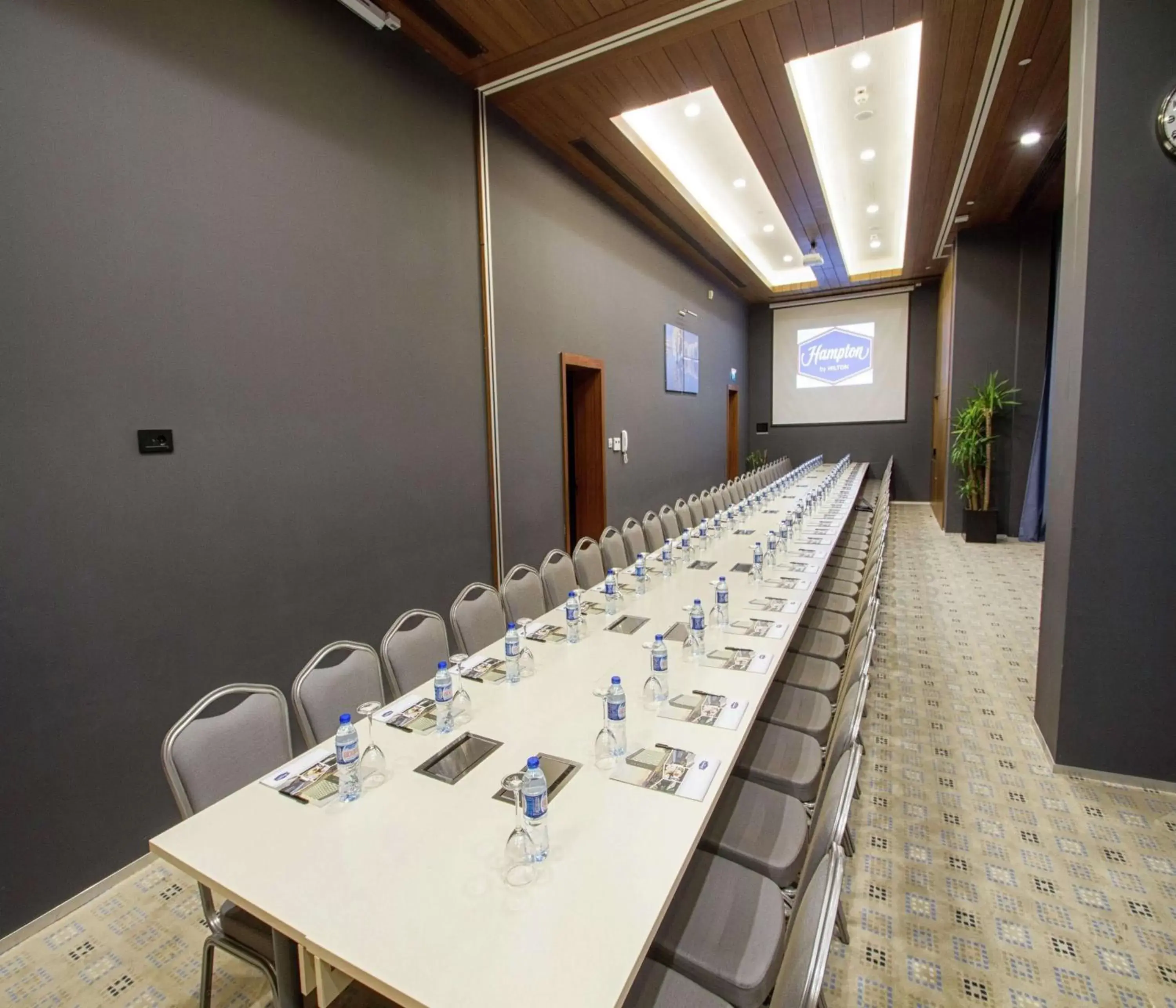 Meeting/conference room in Hampton By Hilton Bolu Meeting/conference room in Hampton By Hilton Bolu