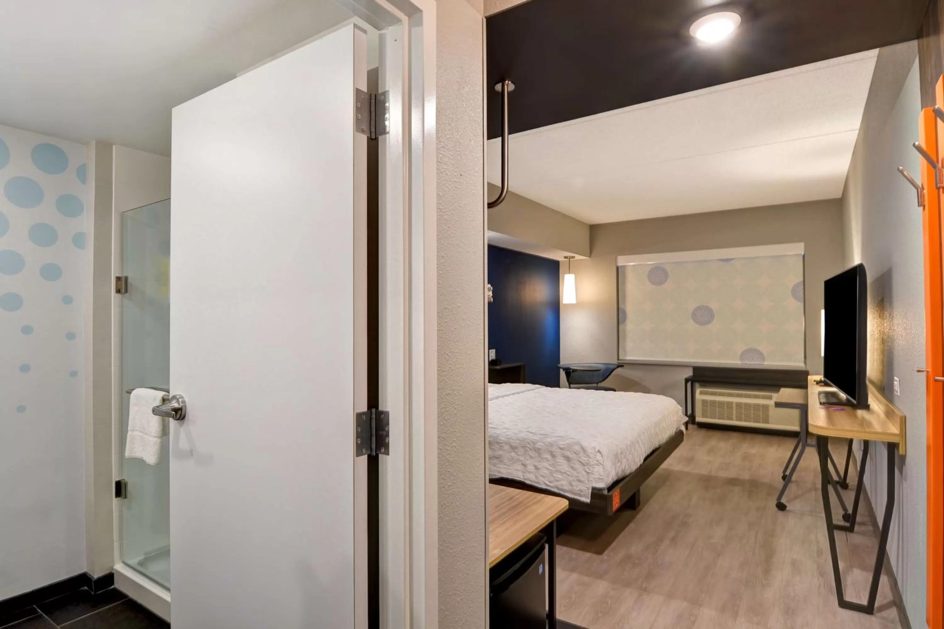 Bedroom, Bed in Tru by Hilton Syracuse North Airport Area