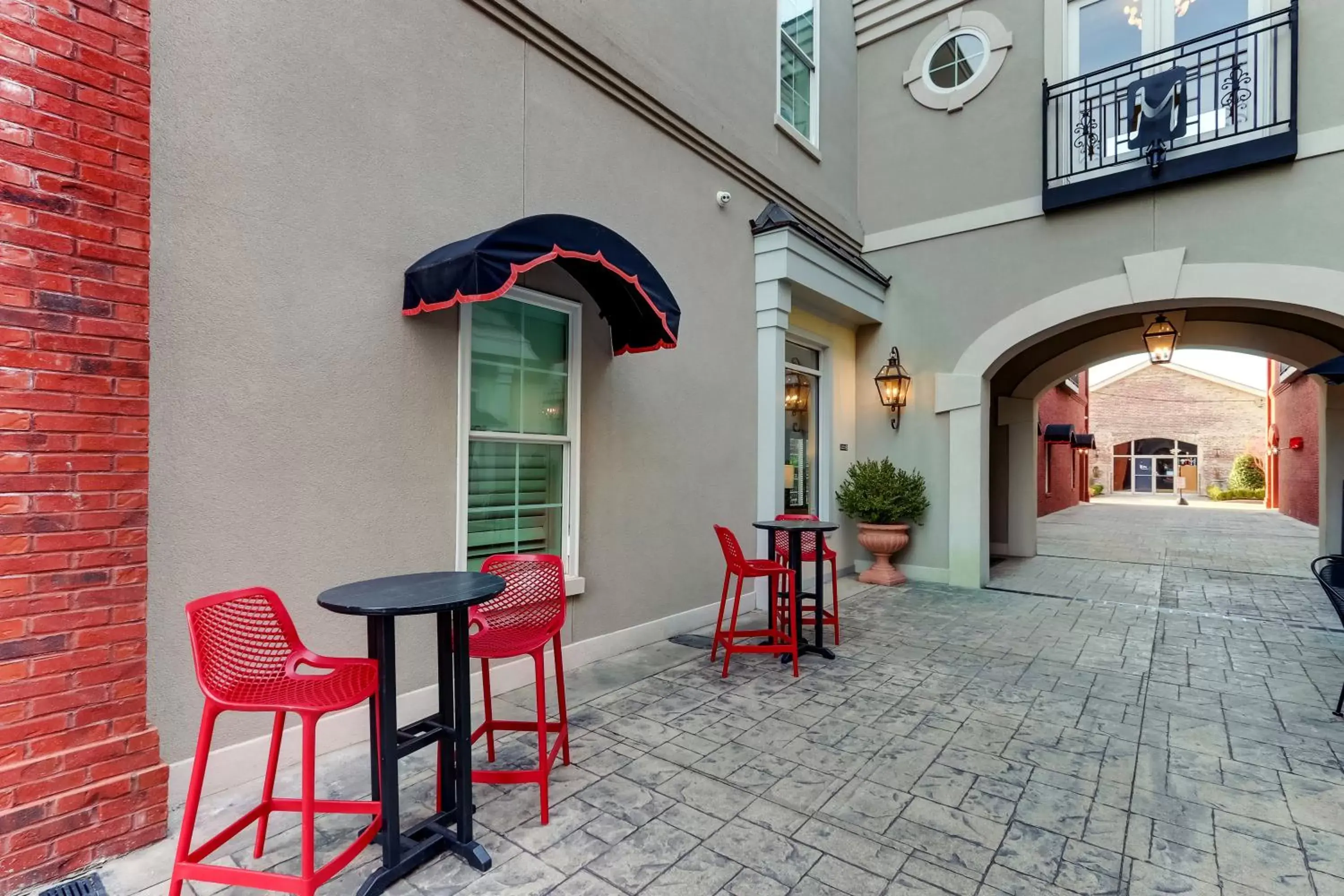 Patio in The Mantissa Hotel