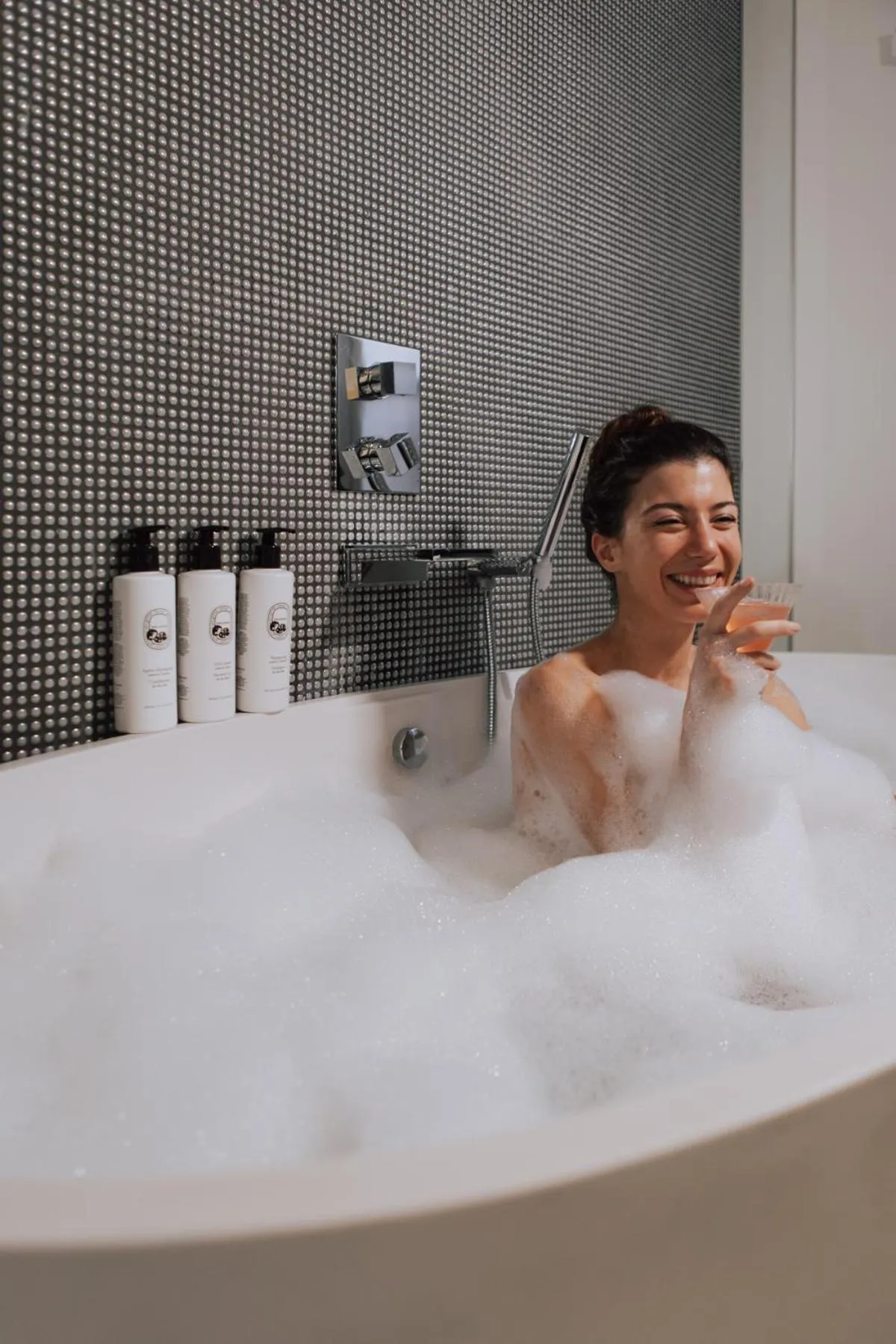 Bath in Hotel Dupond-Smith