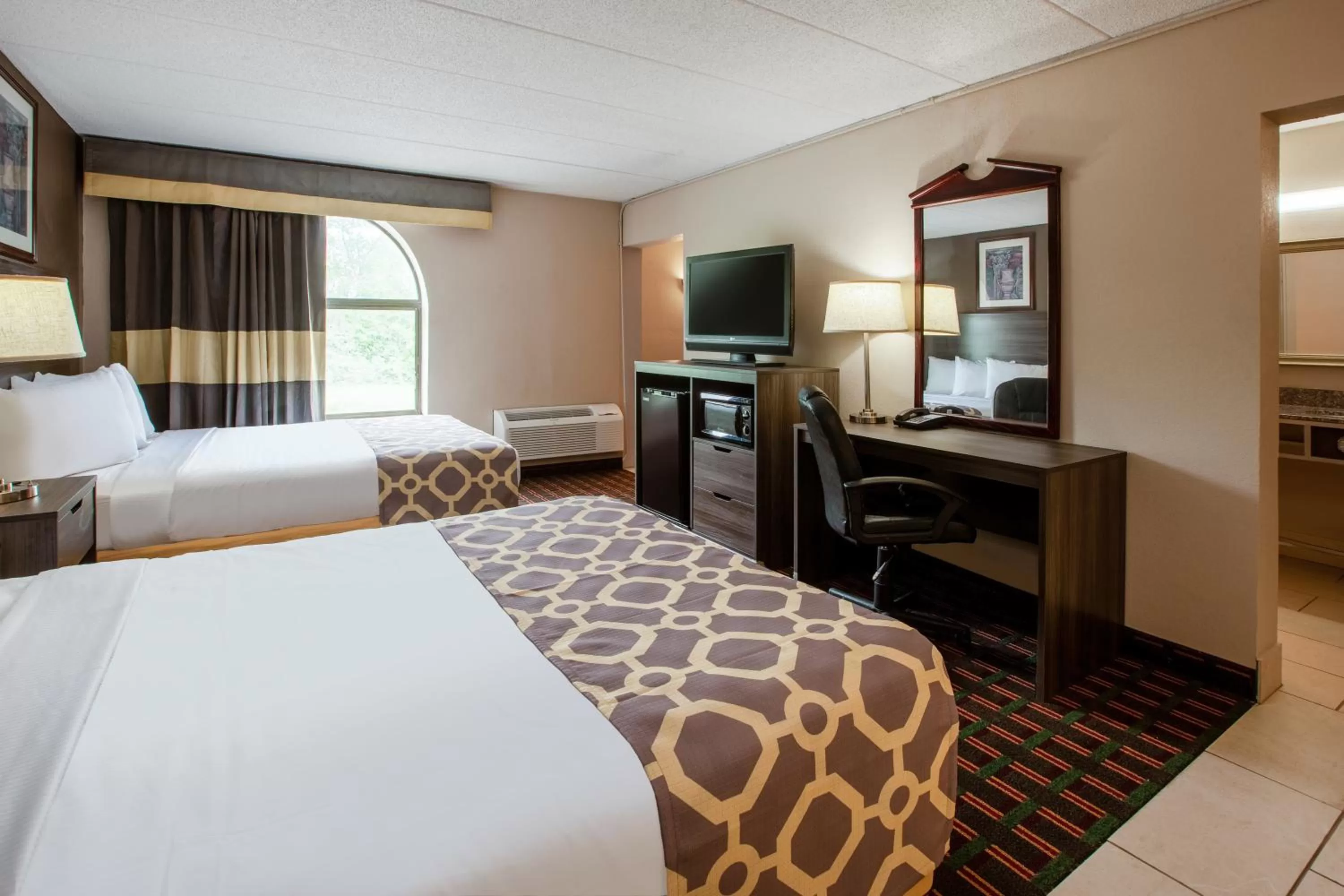 Bed in Baymont by Wyndham Northwood