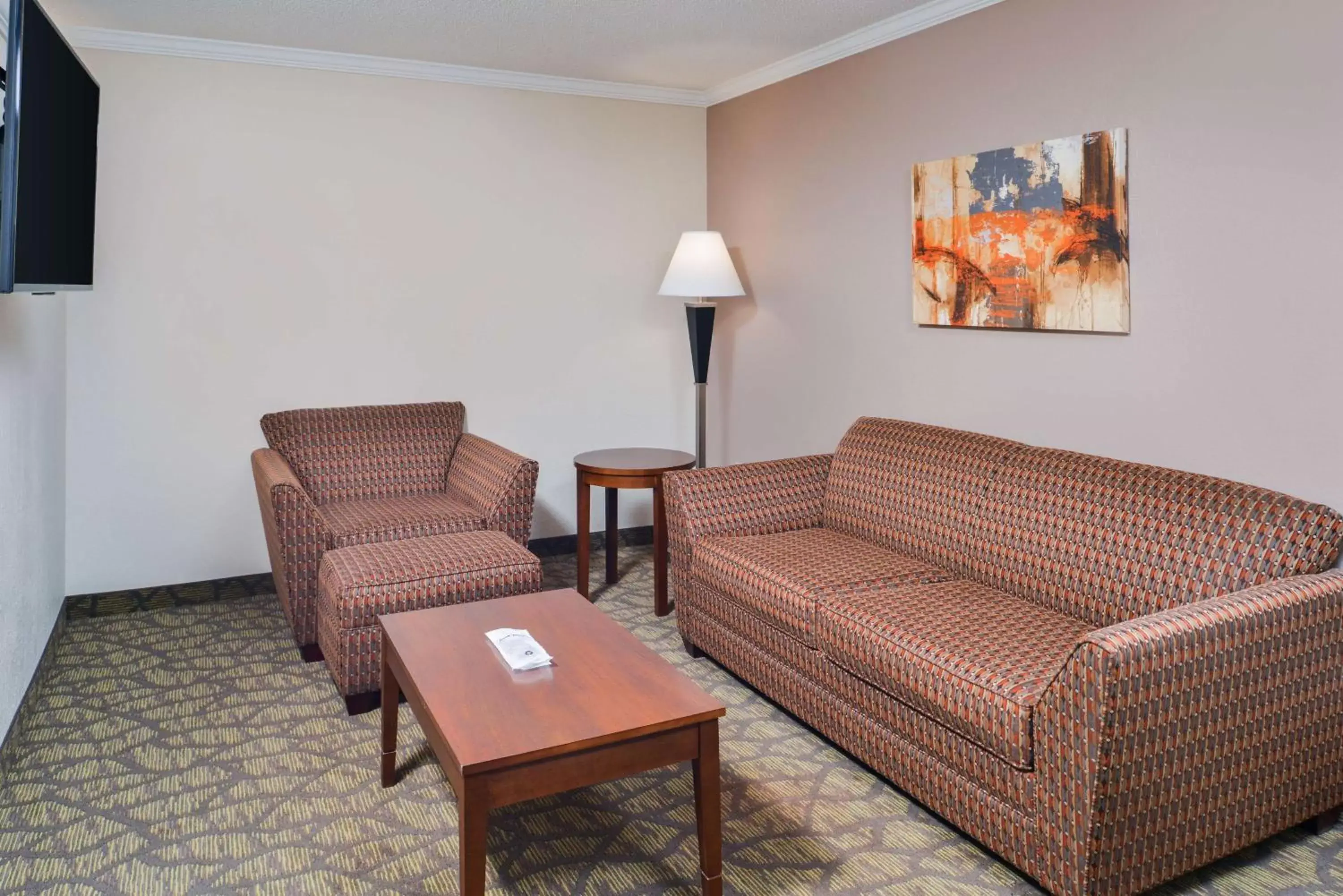 Photo of the whole room, Seating Area in Best Western of Hartland