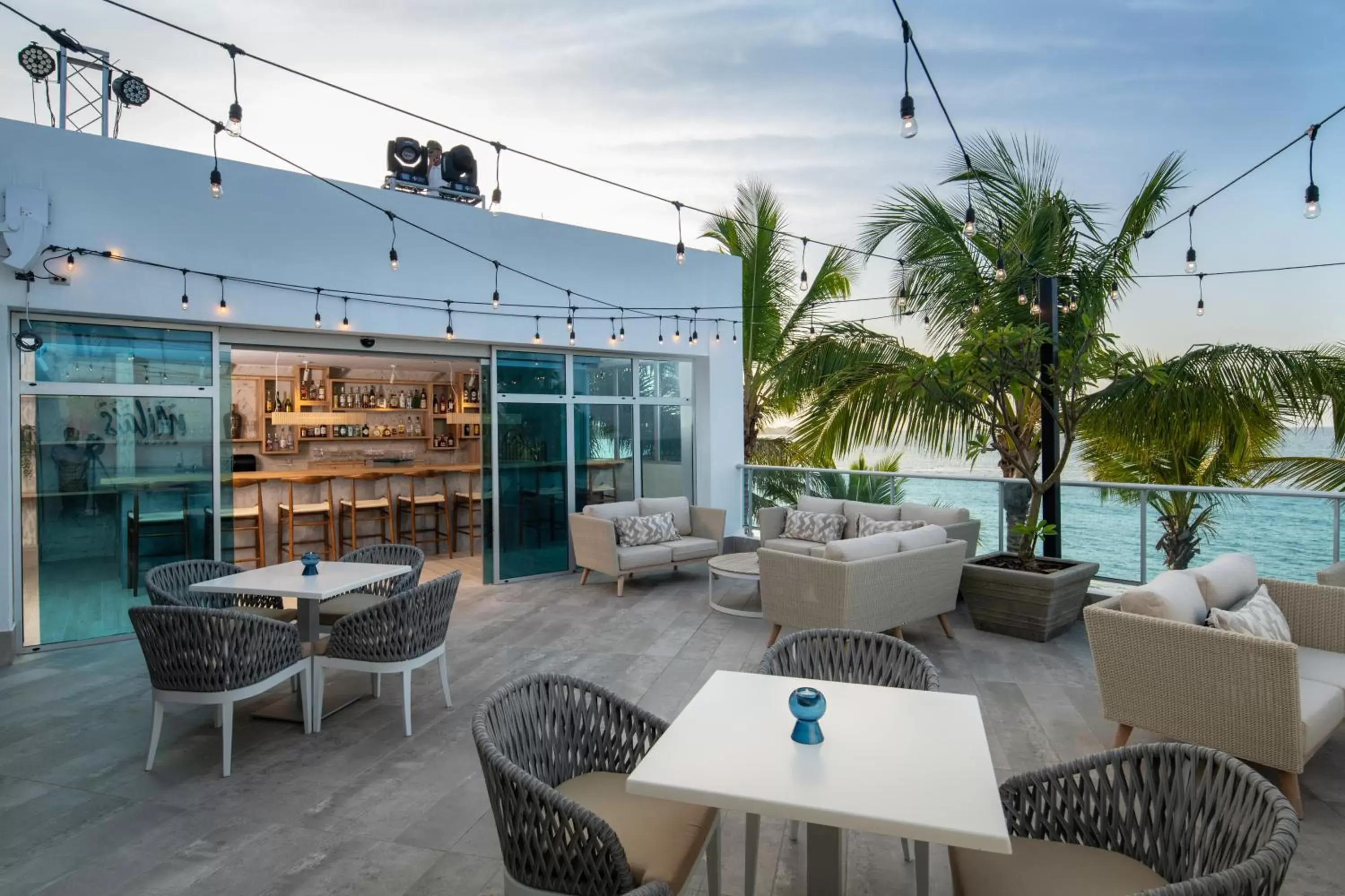 Lounge or bar, Restaurant/Places to Eat in Presidential Suites Cabarete - Room Only