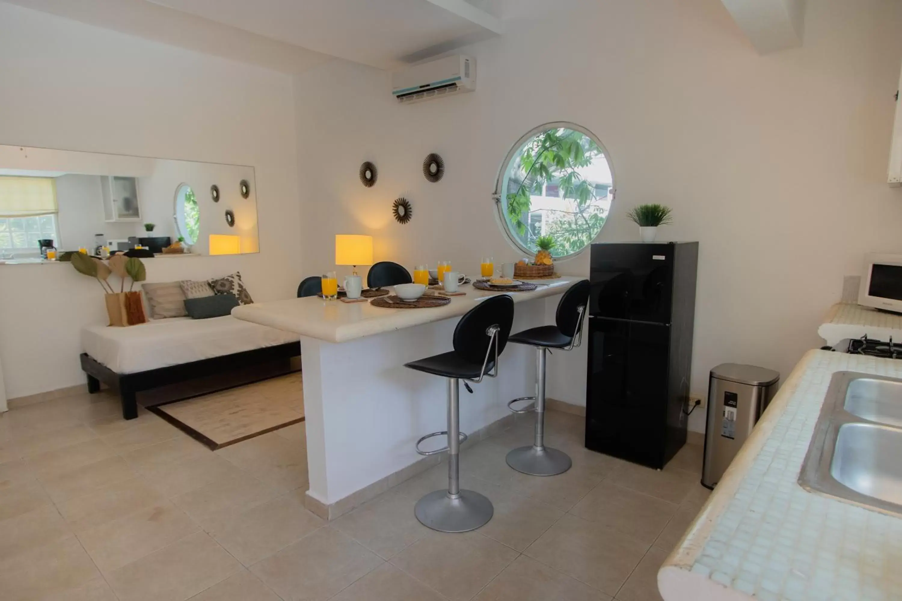 Nasim Condo Hotel con acceso BEACH CLUB GRATIS, metros 5th AVENIDA