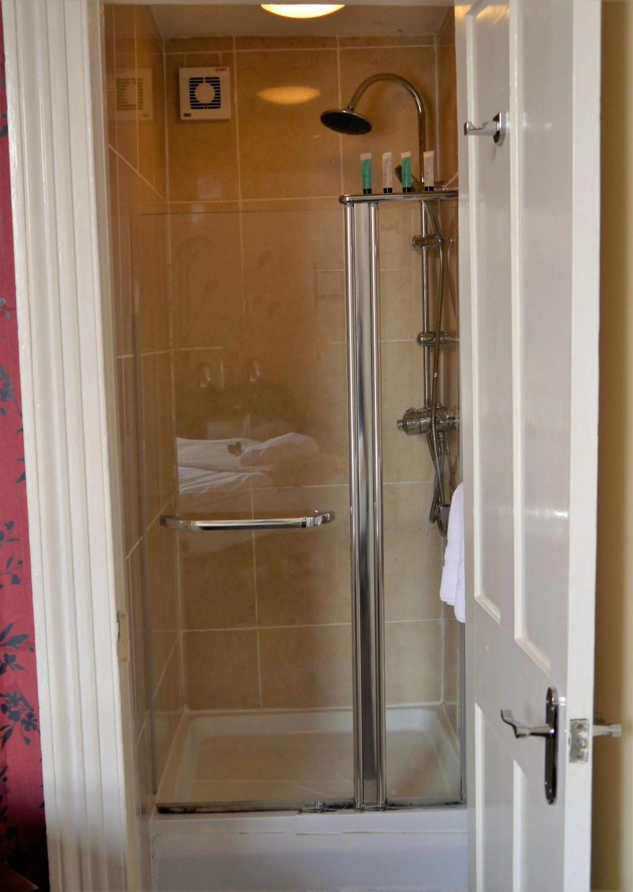 Shower in Town House Rooms