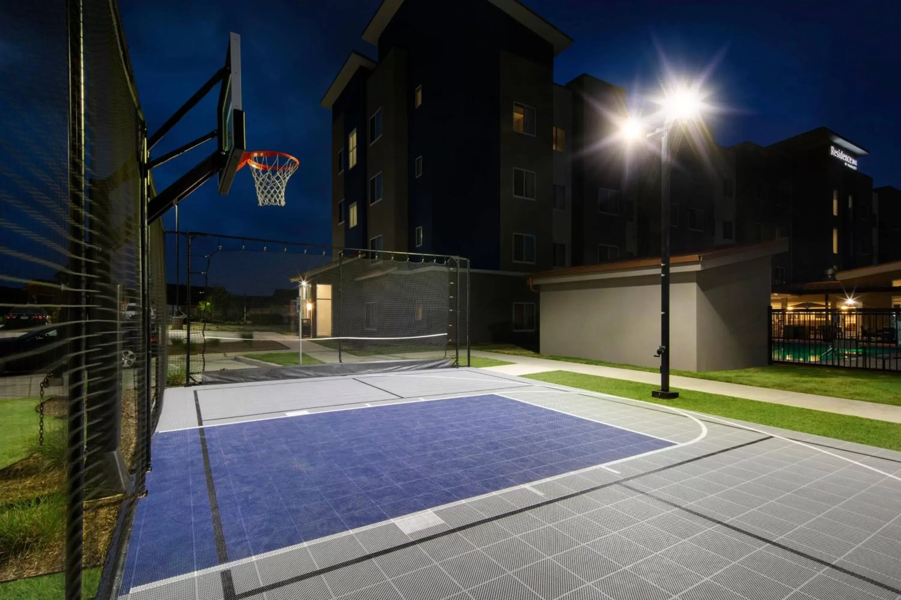 Area and facilities, Swimming Pool in Residence Inn Waco South