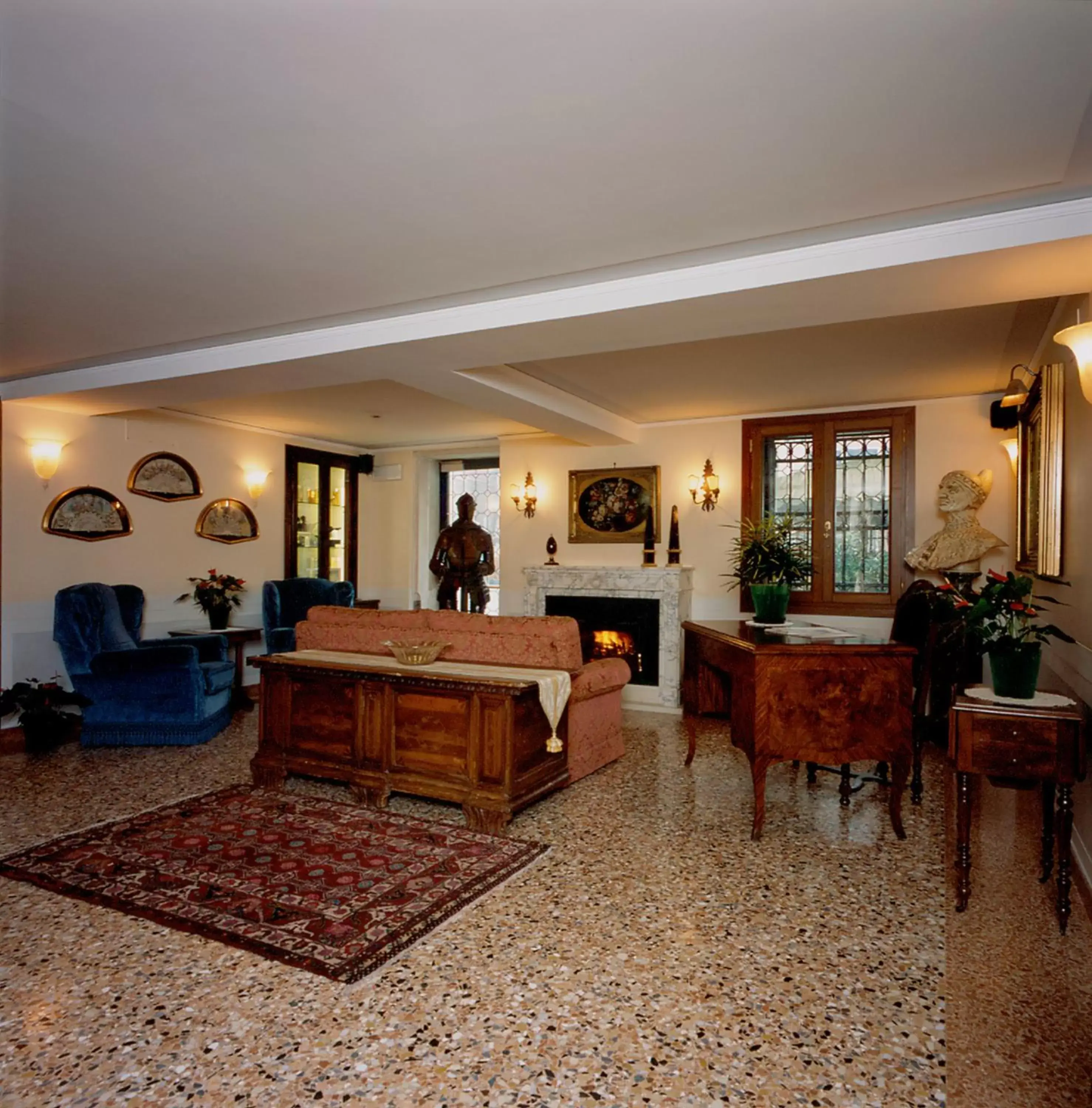 Communal lounge/ TV room, Lobby/Reception in UNAHOTELS Ala Venezia-Adults 16