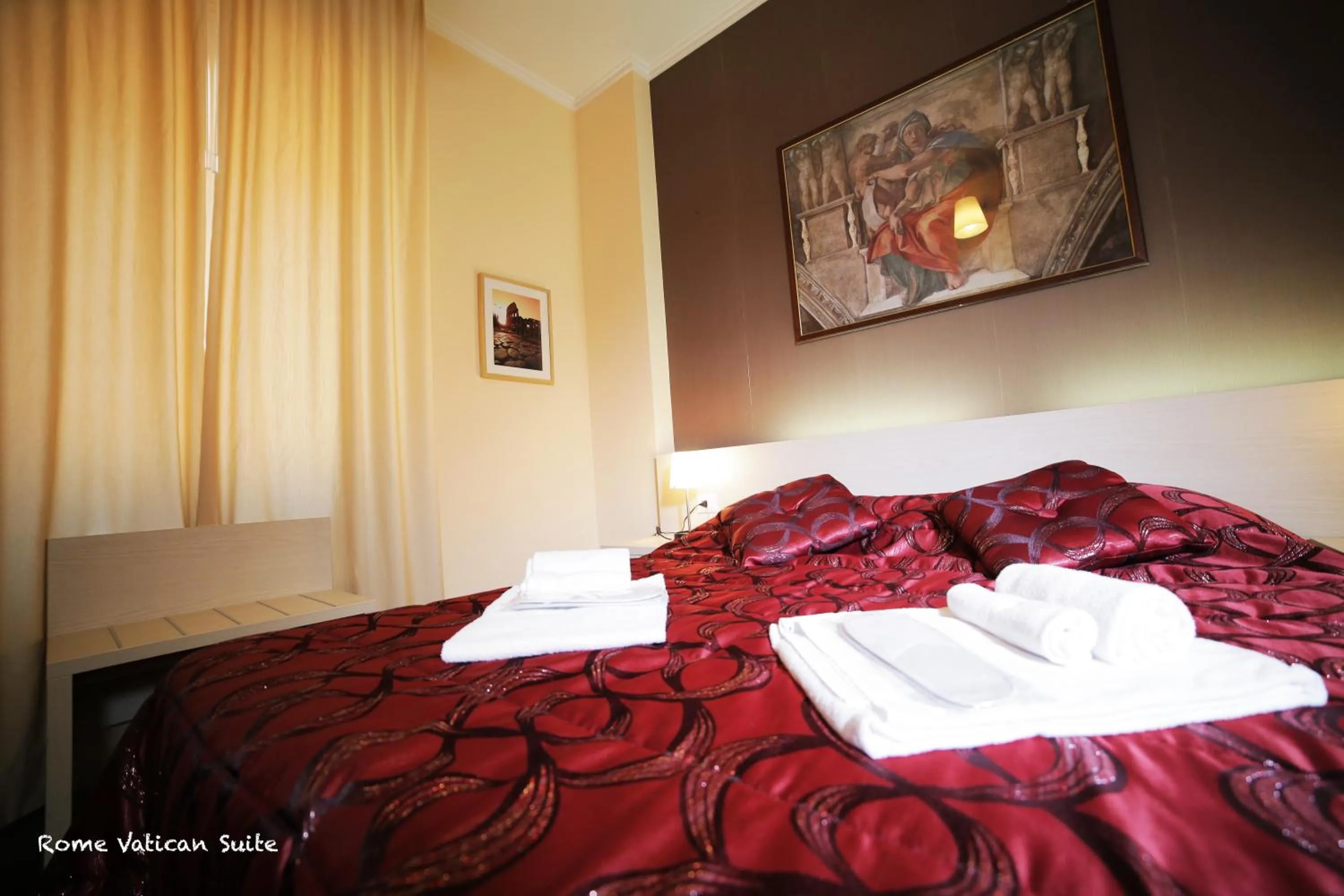 Bedroom, Bed in Rome Vatican Suite