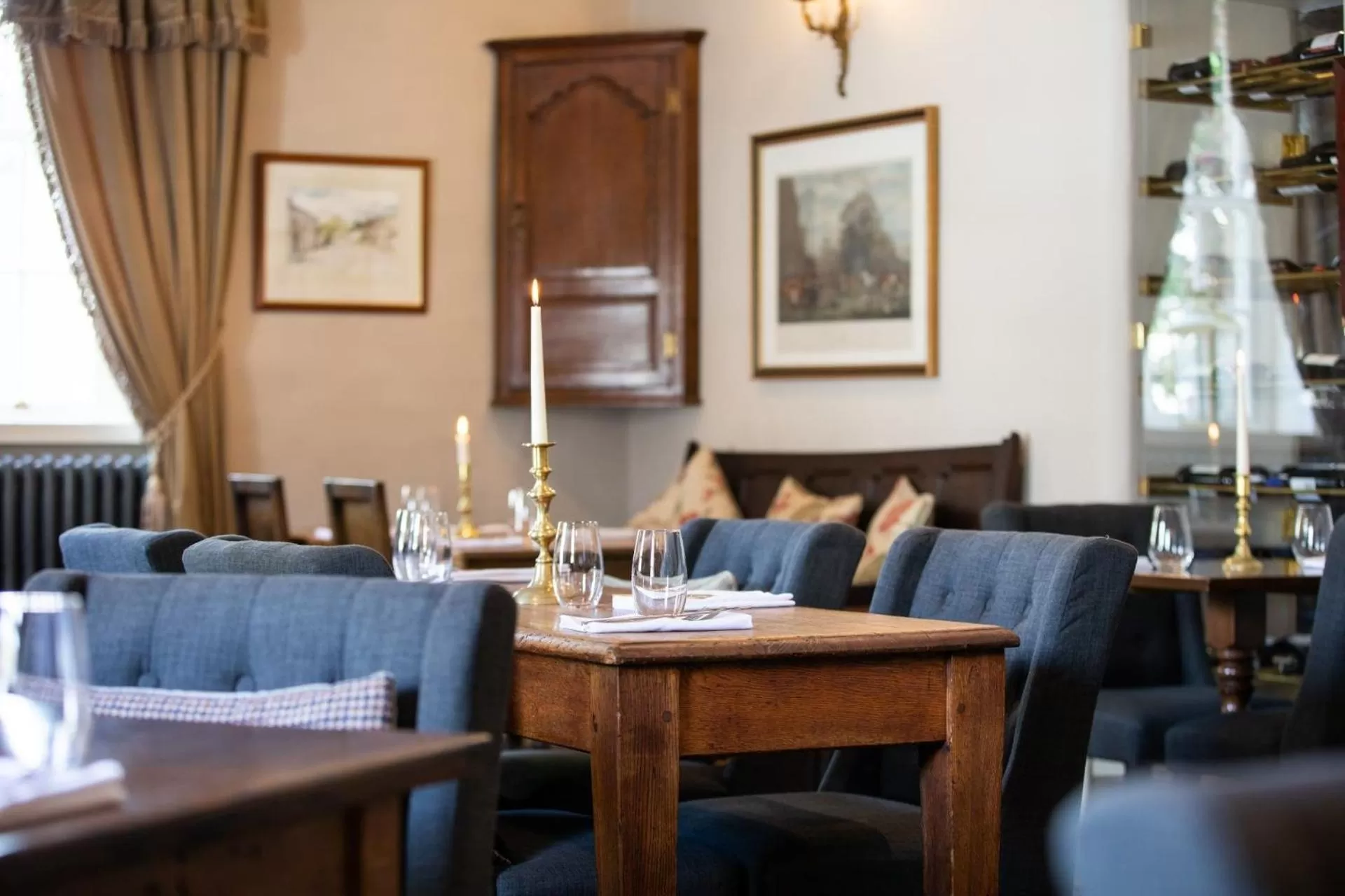 Restaurant/places to eat in The Coach and Horses