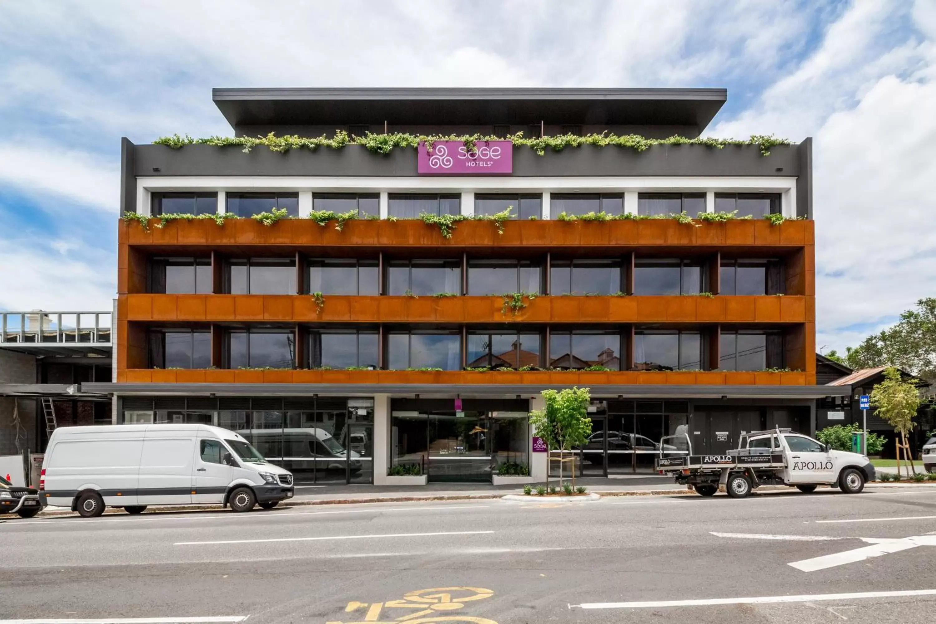 Facade/entrance in Sage Hotel James Street