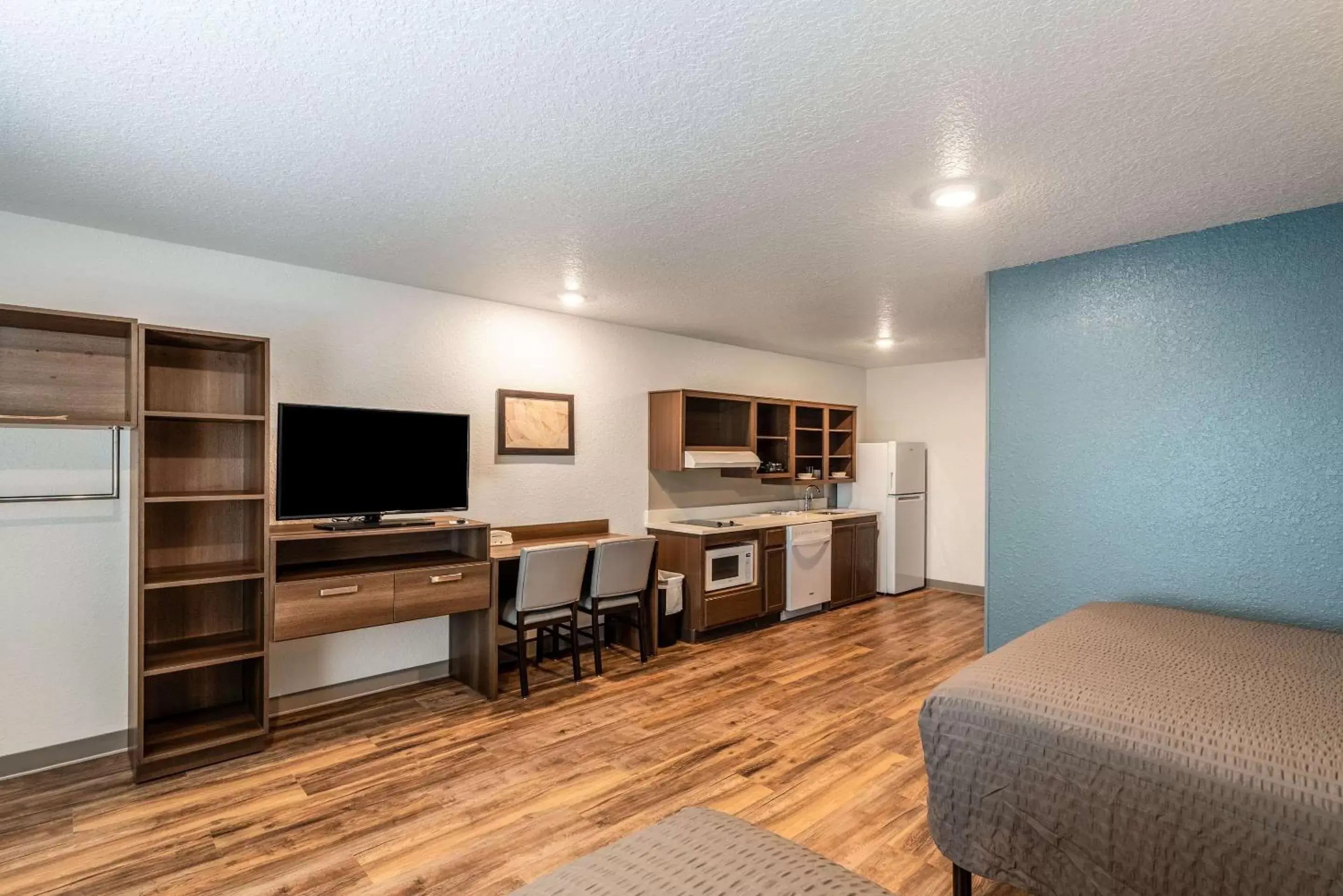 Photo of the whole room, Seating Area in WoodSpring Suites Sanford North I-4 Orlando Area