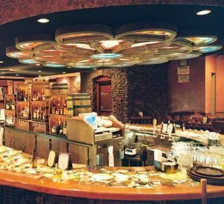 Lounge or bar, Restaurant/Places to Eat in Peek'n Peak Resort Trademark Collection by Wyndham