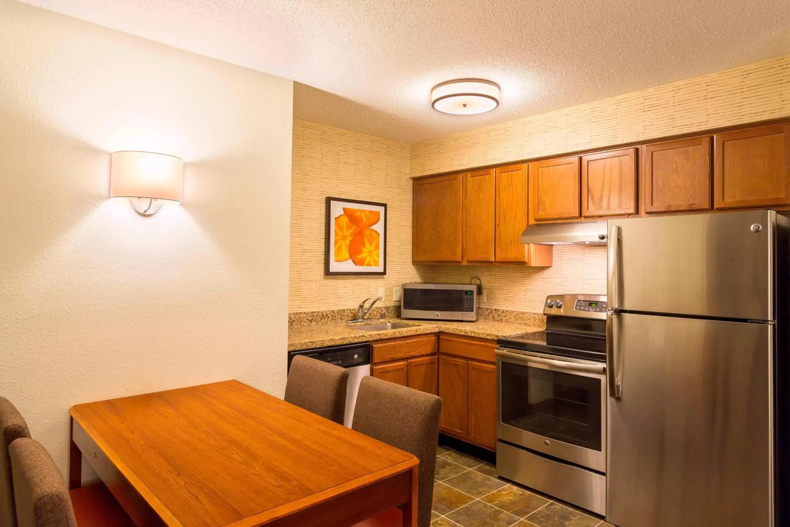 Bedroom, Kitchen/Kitchenette in Residence Inn Louisville Northeast