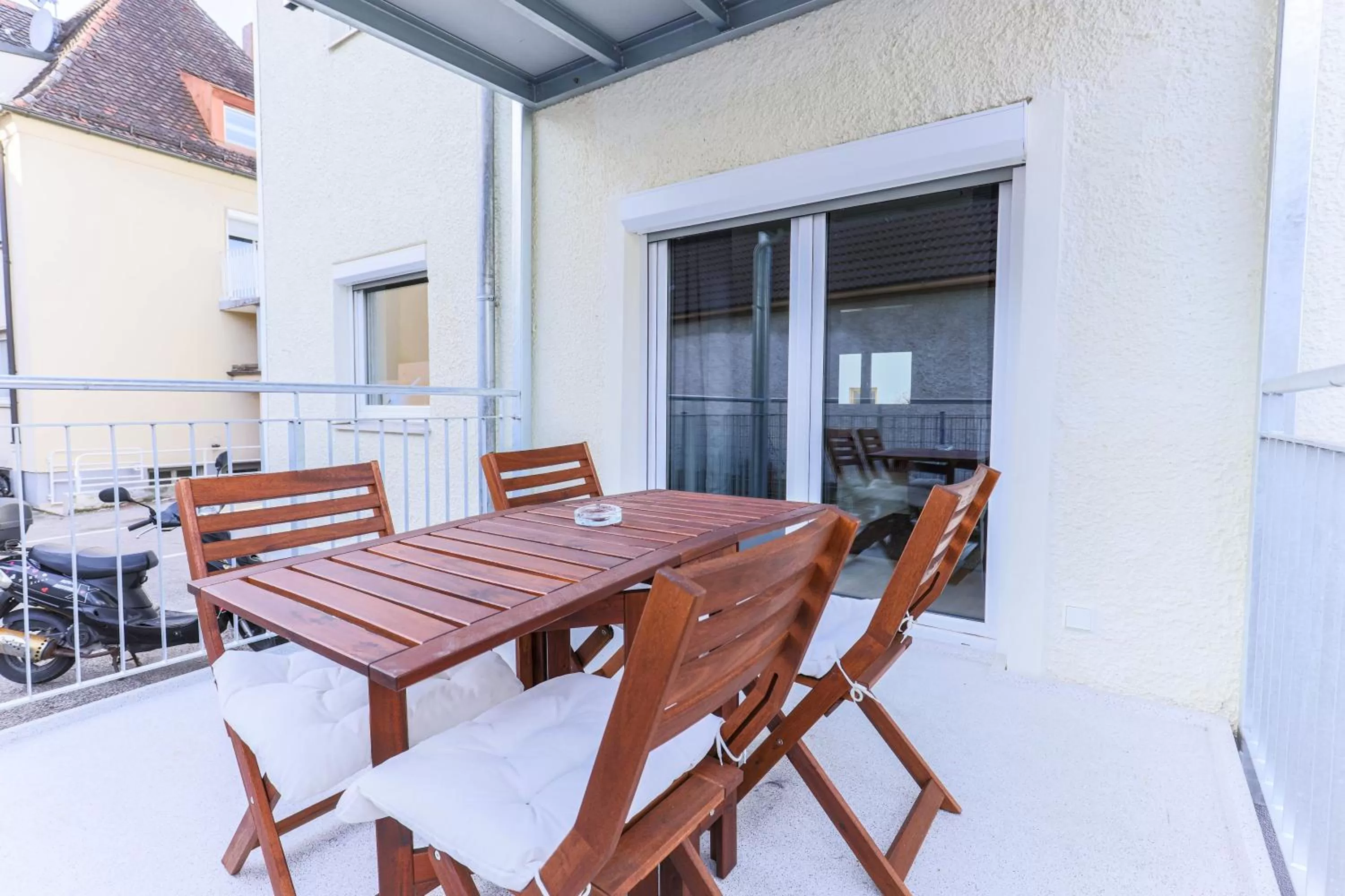 Balcony/Terrace in Arbio I Cozy Apartments Augsburg-Lechhausen