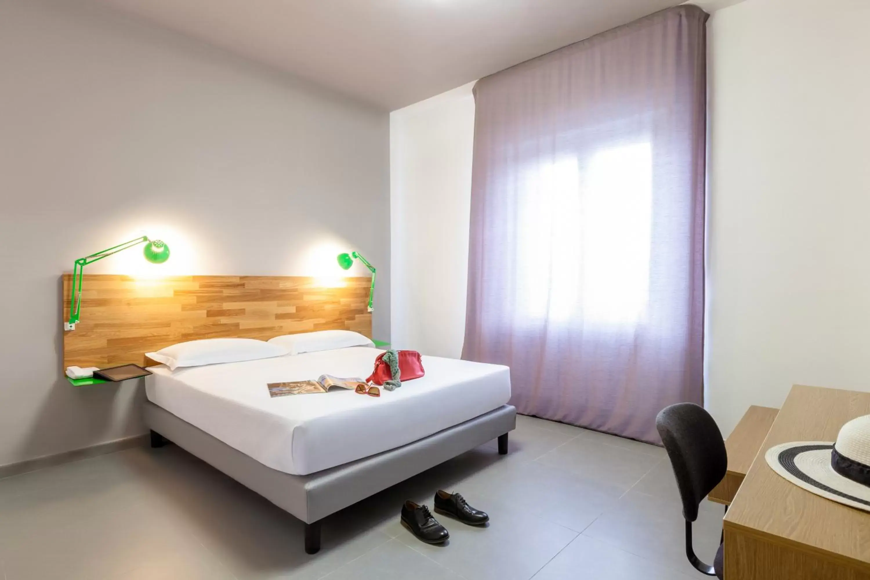 Bed in Ibis Styles Brindisi