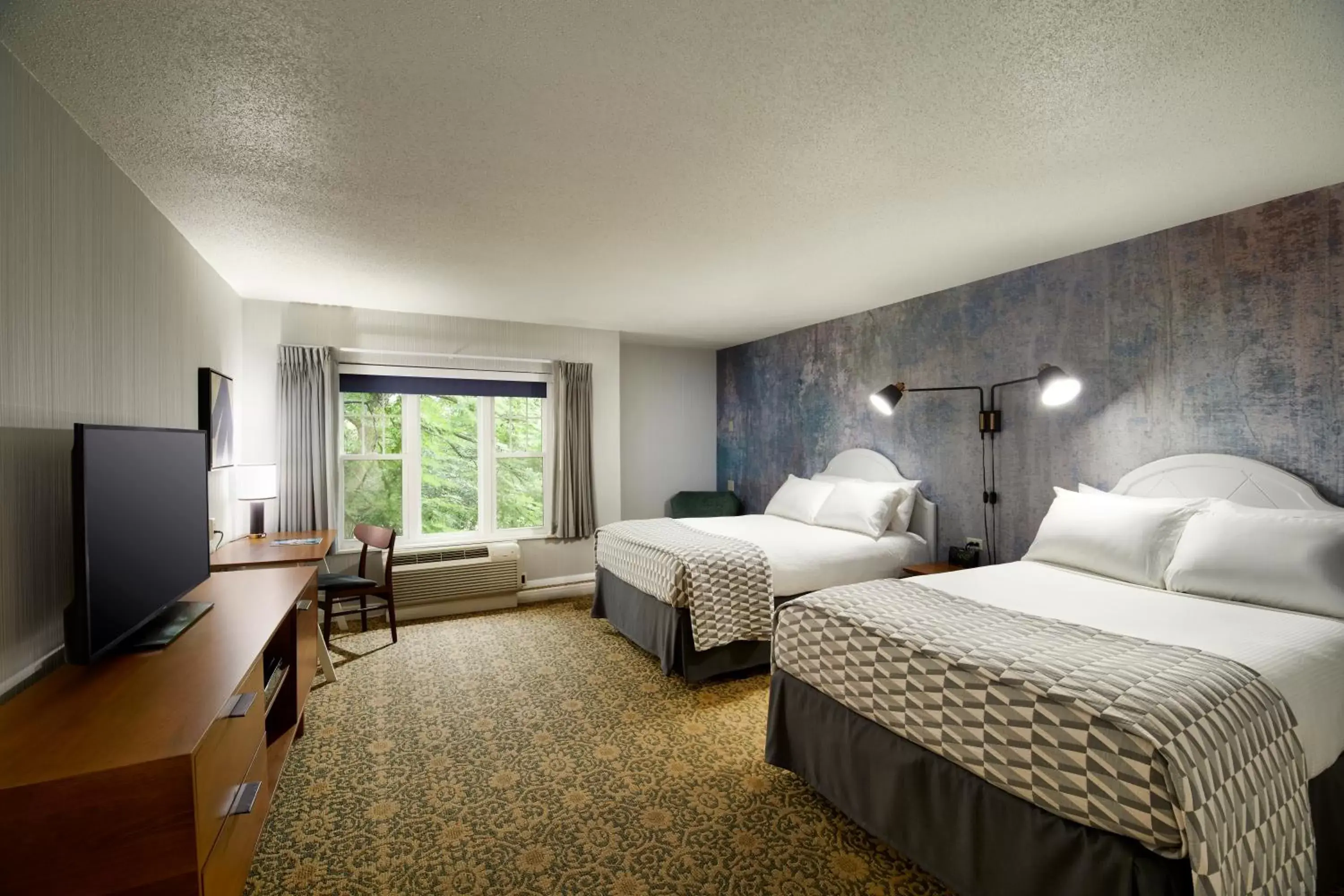 Bedroom in Tarrytown House Estate on the Hudson