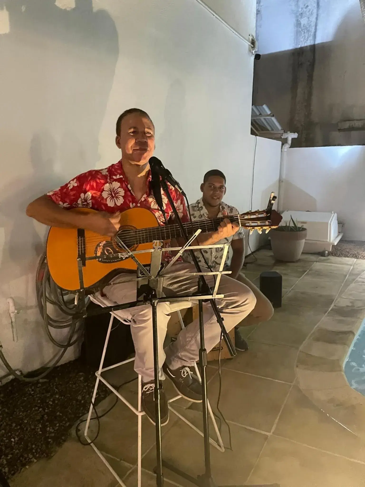 Evening entertainment in Sous Le Badamier Guest House Restaurant Bar