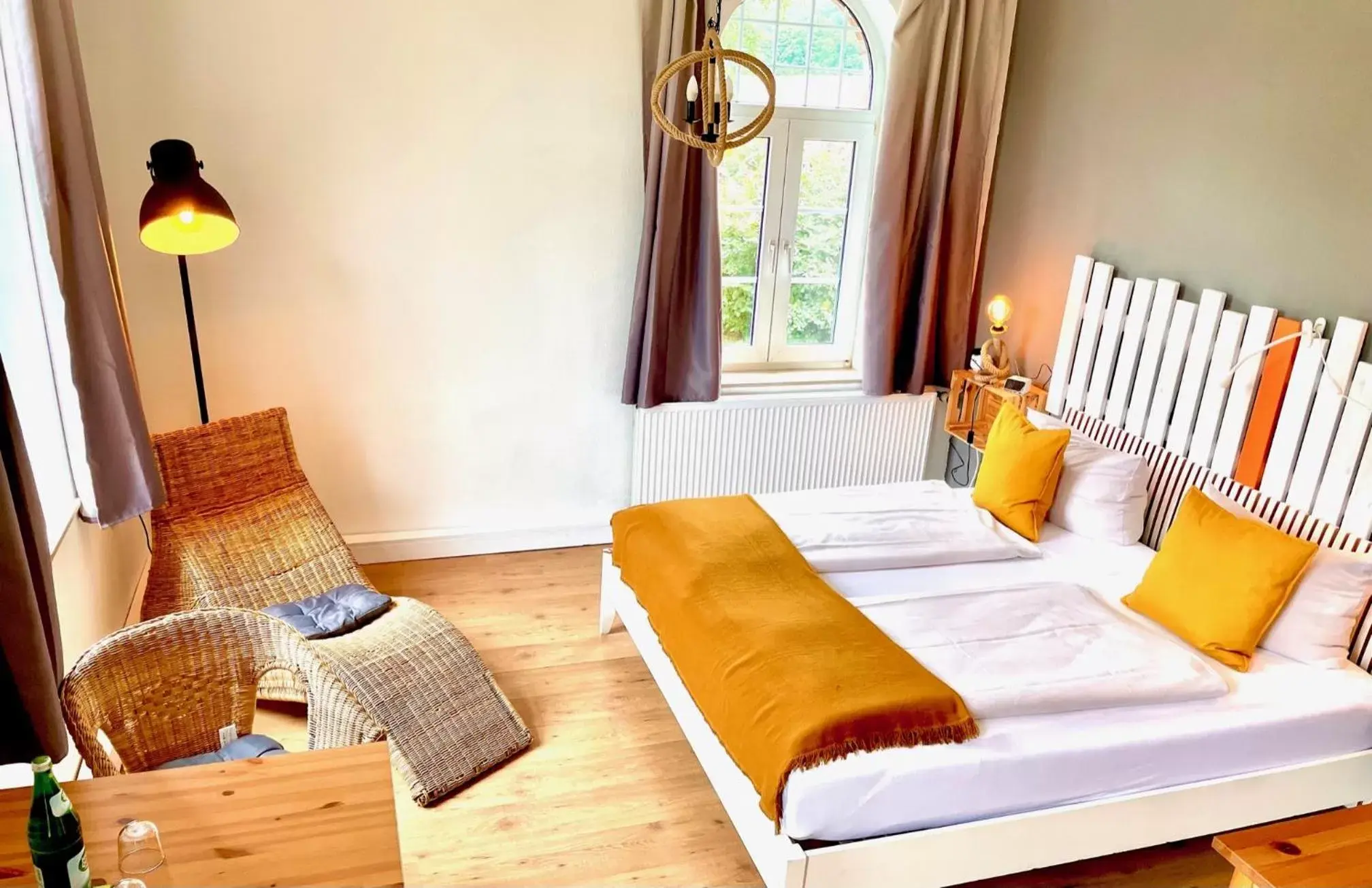 Double Room with Private Bathroom - single occupancy in Klostermühle Bursfelde Double Room with Private Bathroom - single occupancy in Klostermühle Bursfelde