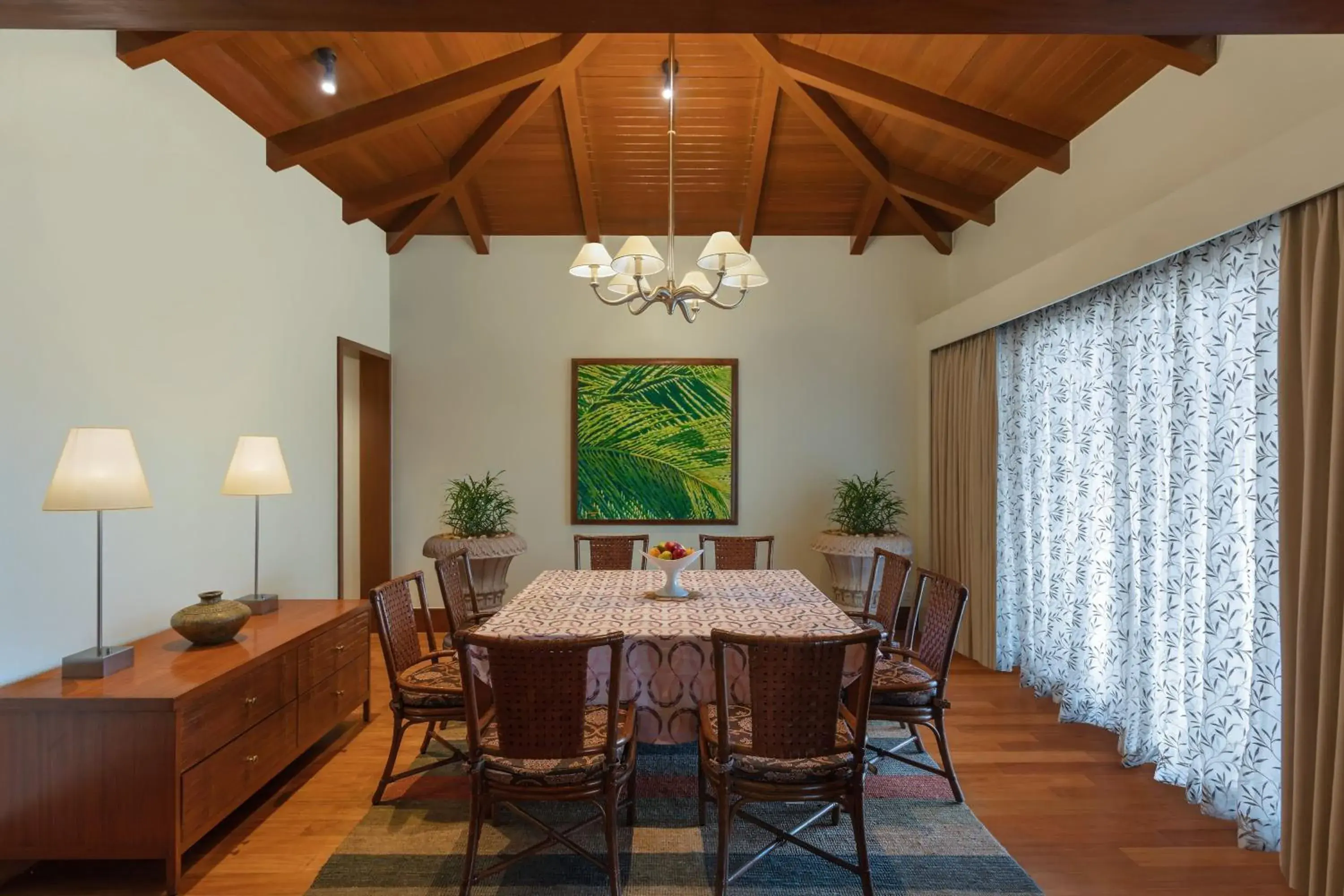 Photo of the whole room, Dining Area in ITC Grand Goa, a Luxury Collection Resort & Spa, Goa