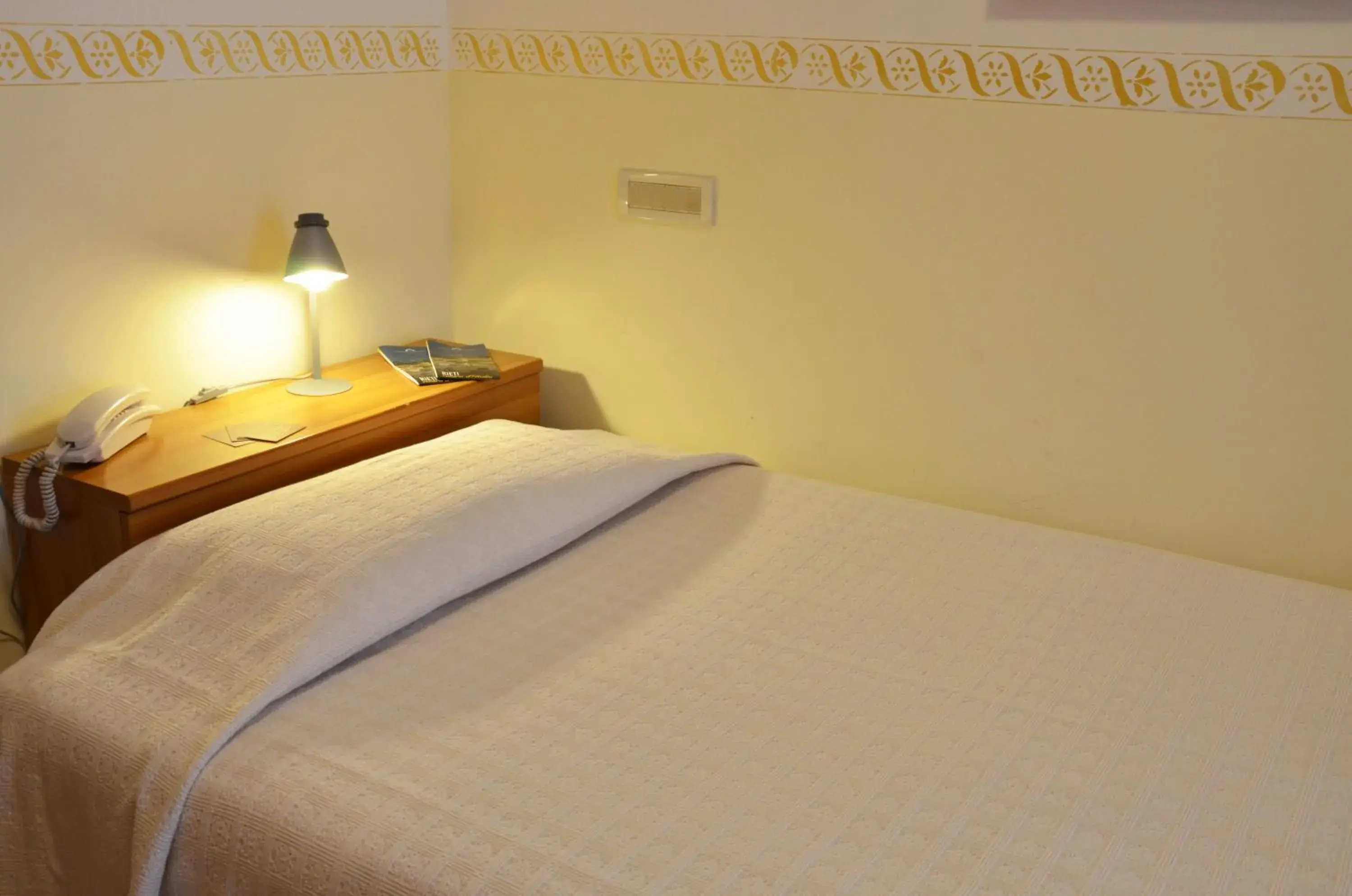 Bed in Hotel Serena