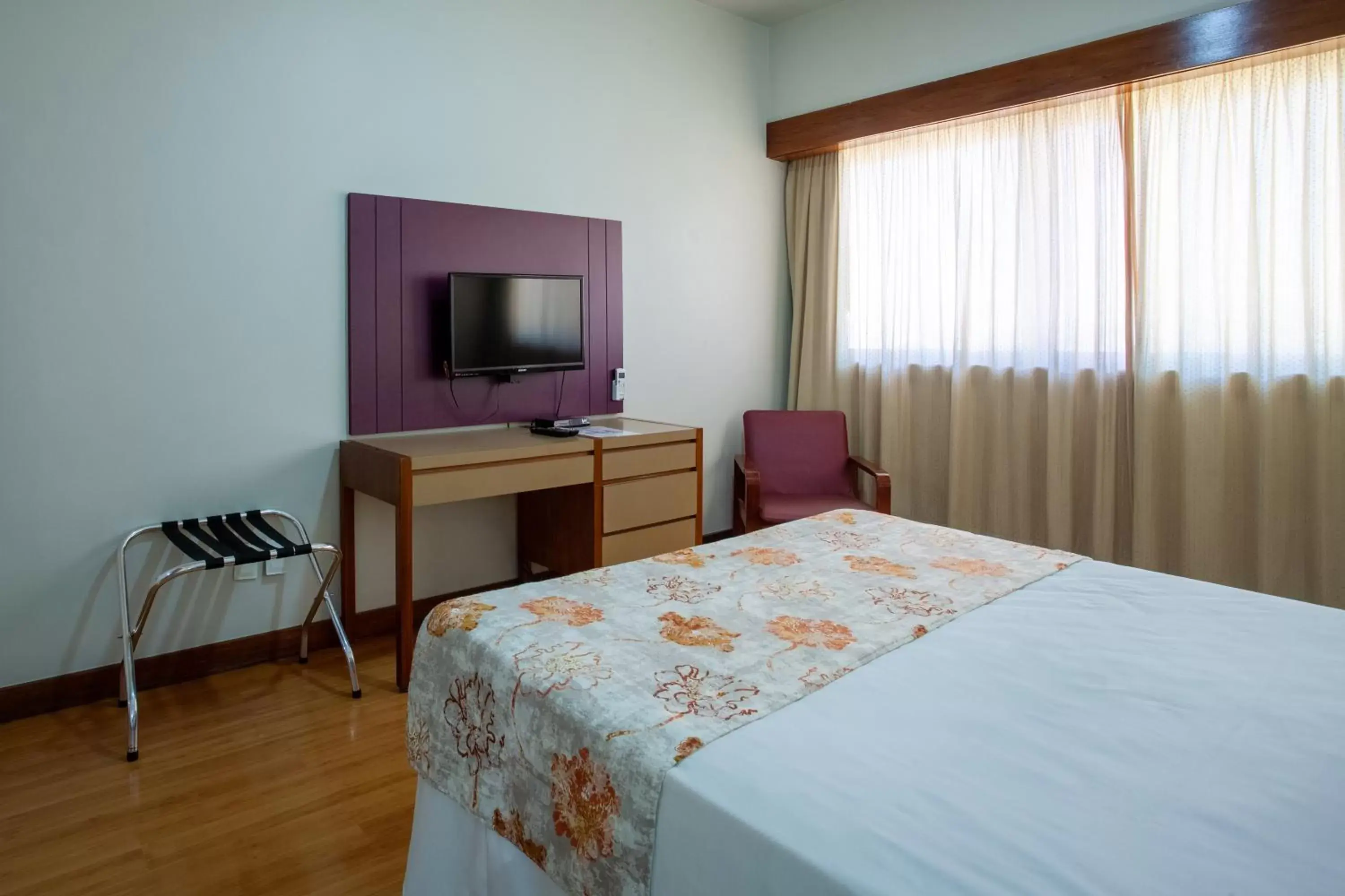 Bedroom, Bed in Nacional Inn Belo Horizonte