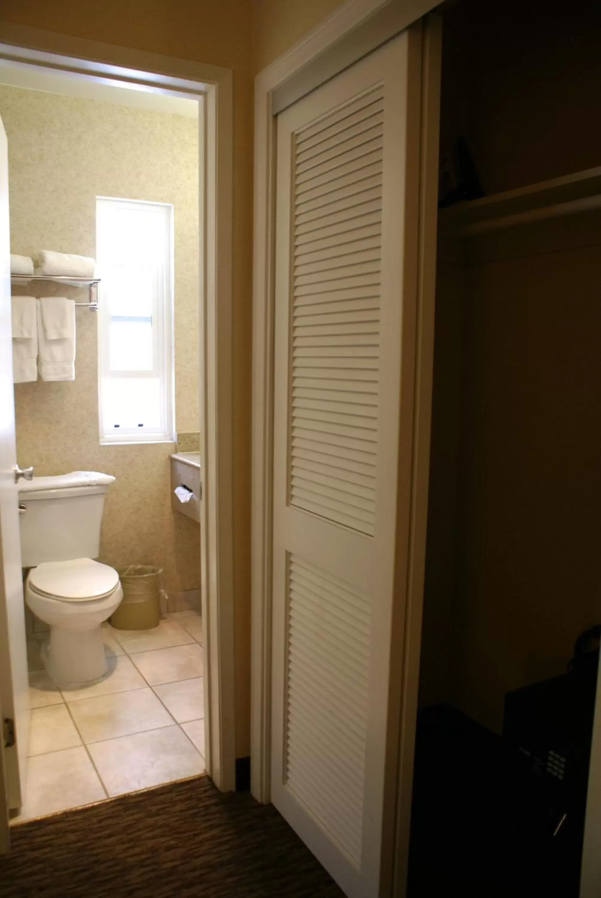 Toilet, Bathroom in Royal Palace Westwood Hotel
