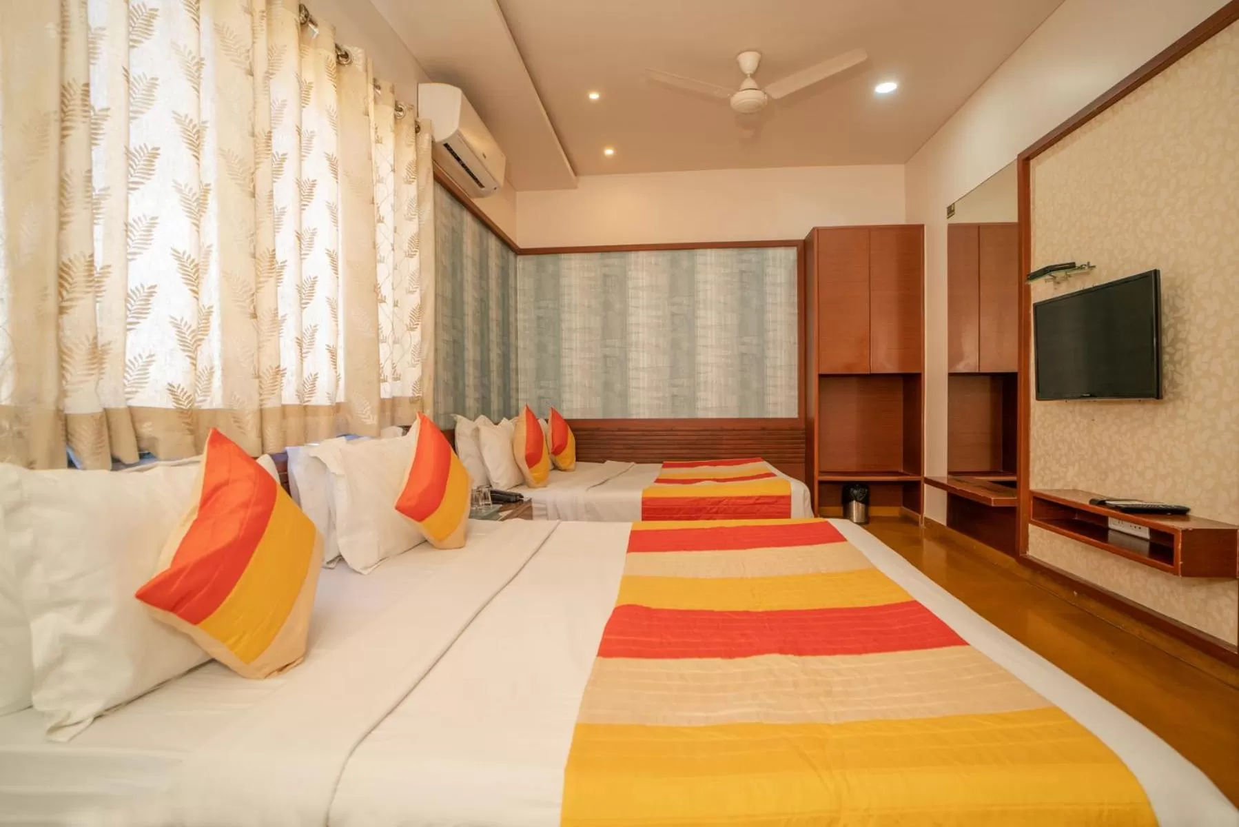 Bedroom, Bed in Uddhav Vilas A Family Hotel