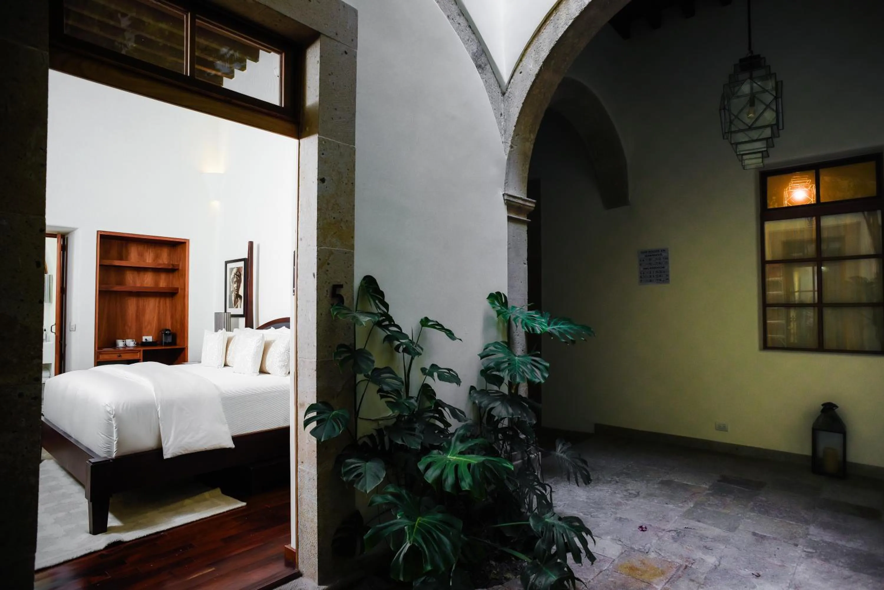 Bed in Hotel Casa Blanca 7