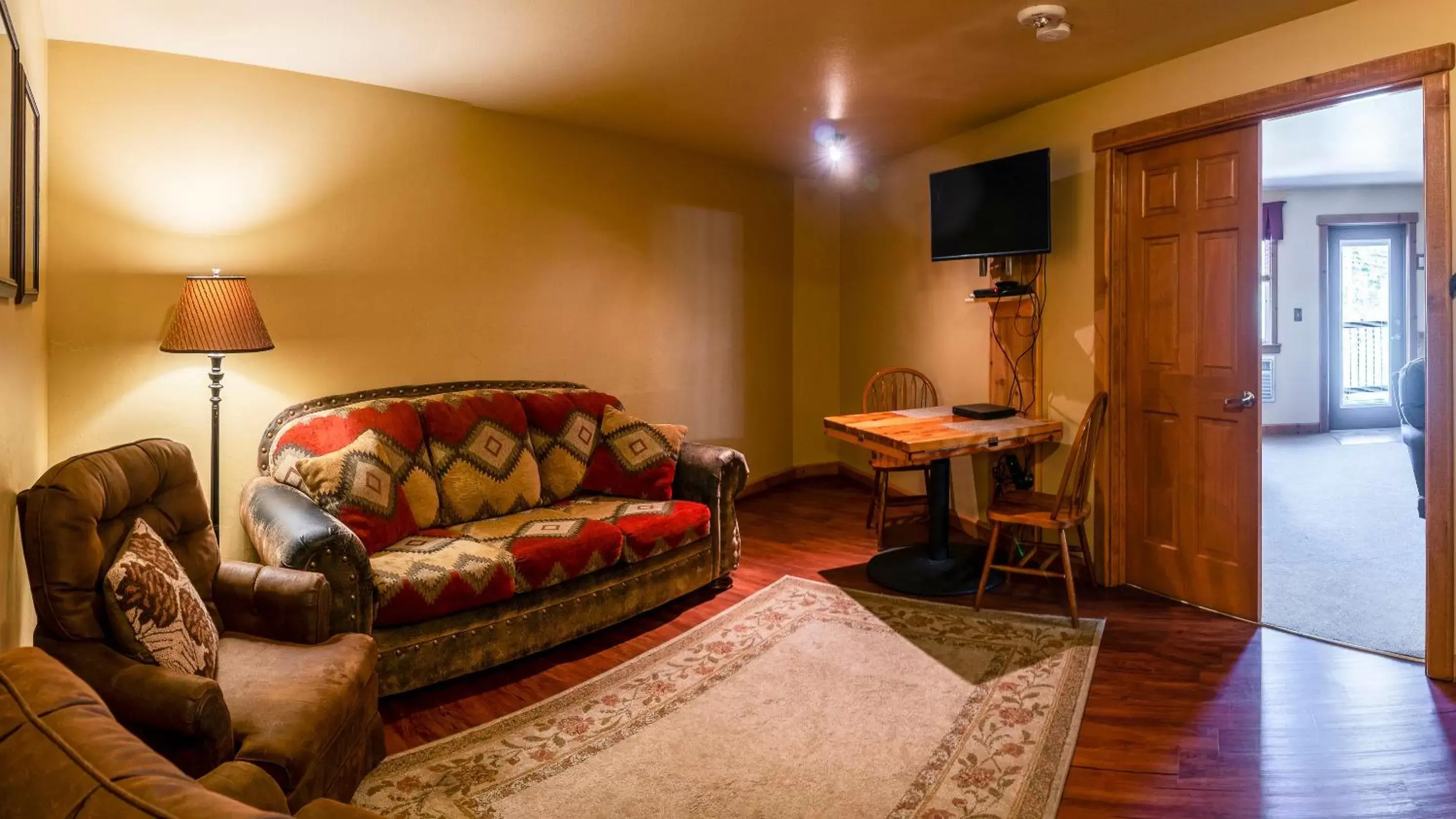 Seating Area in Callahan's Lodge