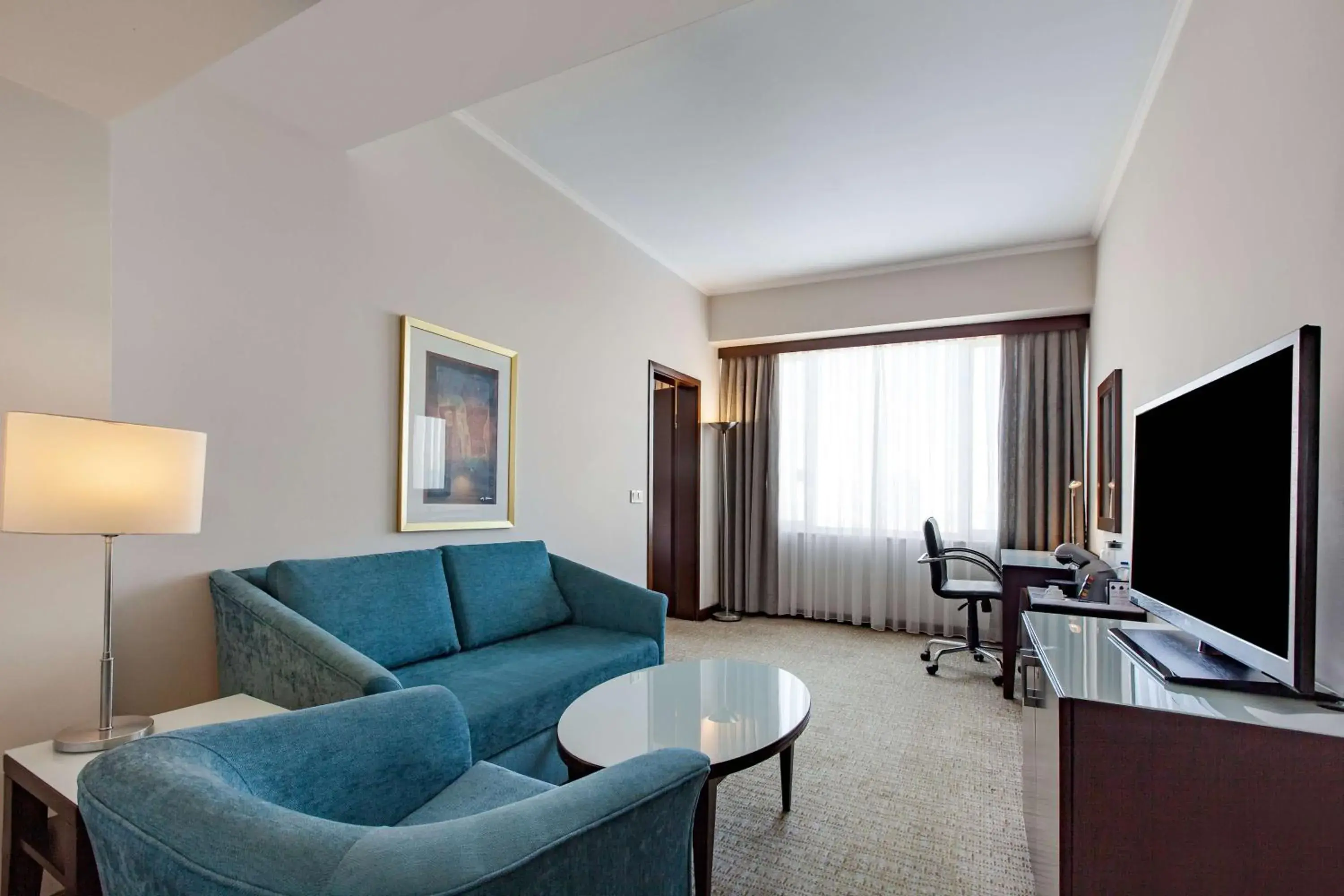 Photo of the whole room, Seating Area in Radisson Blu Hotel Ankara