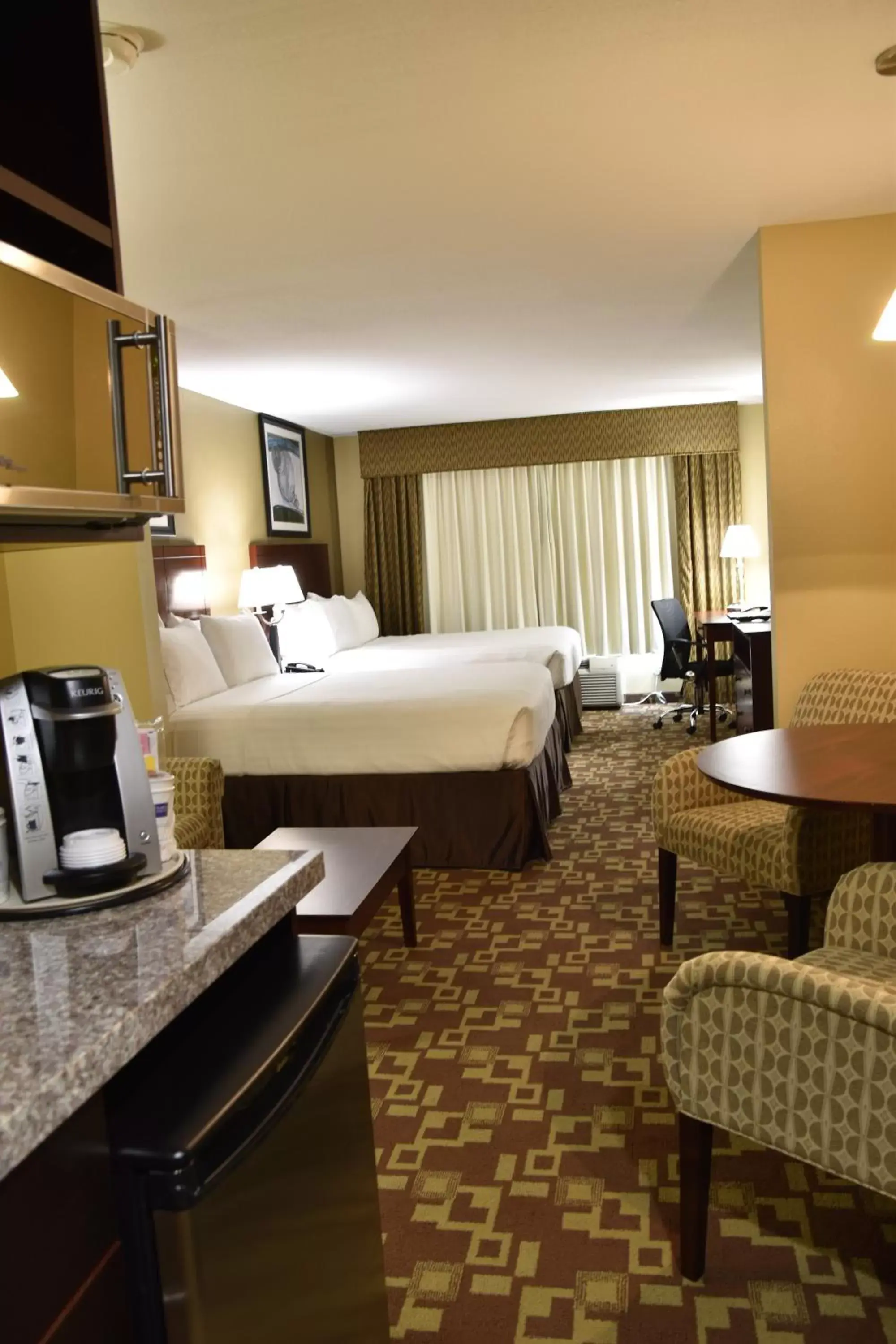 Photo of the whole room in Holiday Inn Express Hotel & Suites St. Charles, an IHG Hotel