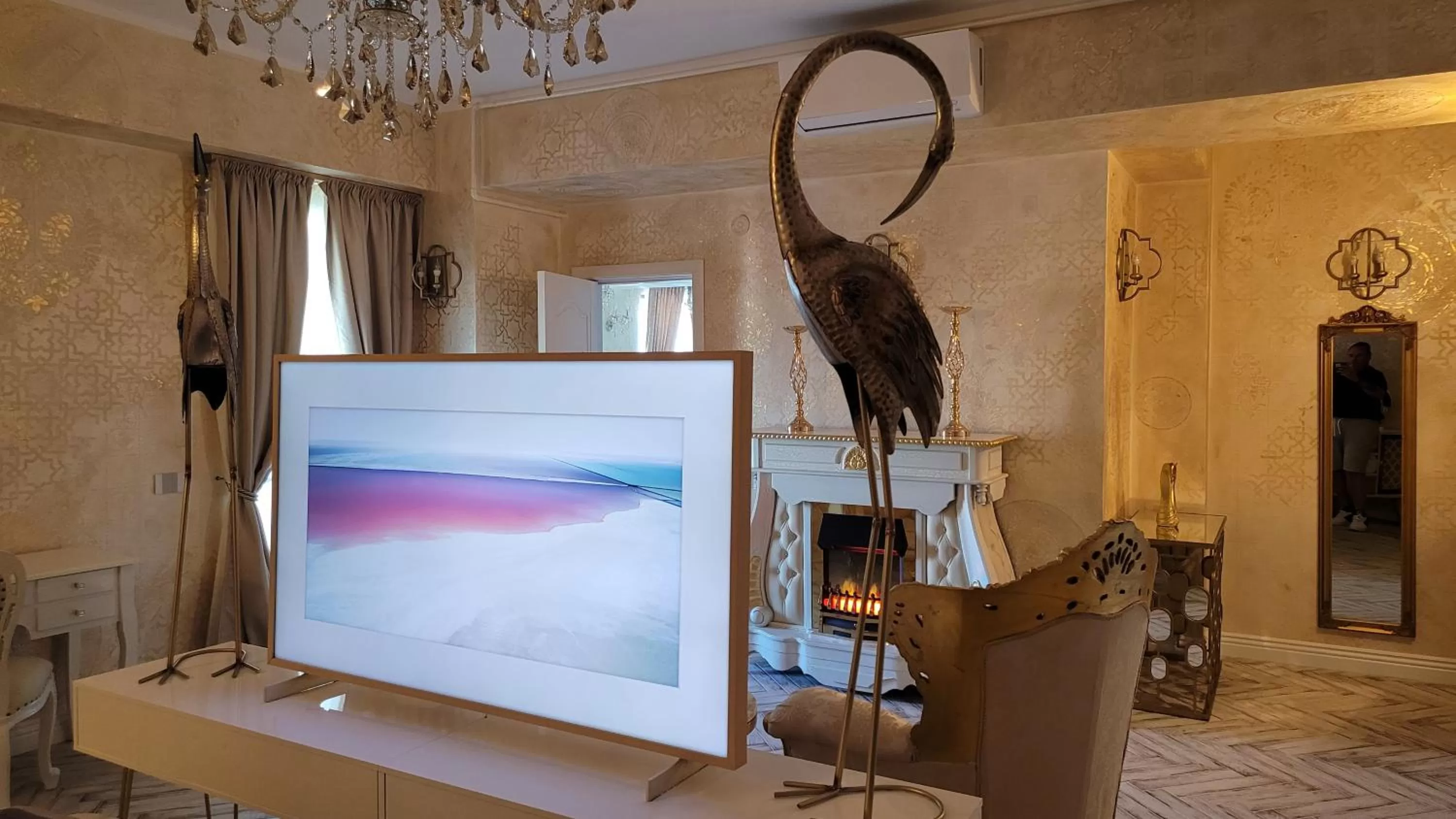 TV and multimedia in Terrace Suites Iasi