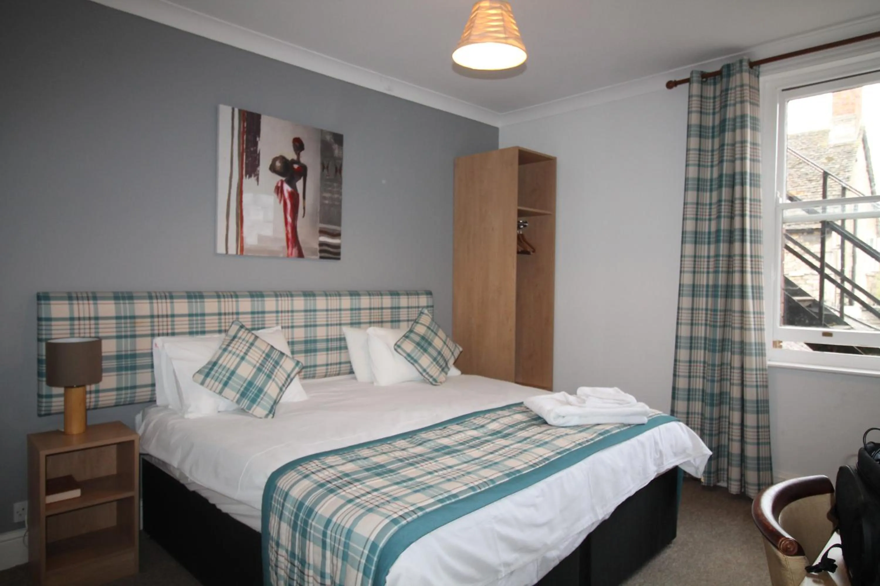 Bed in White Hart Hotel