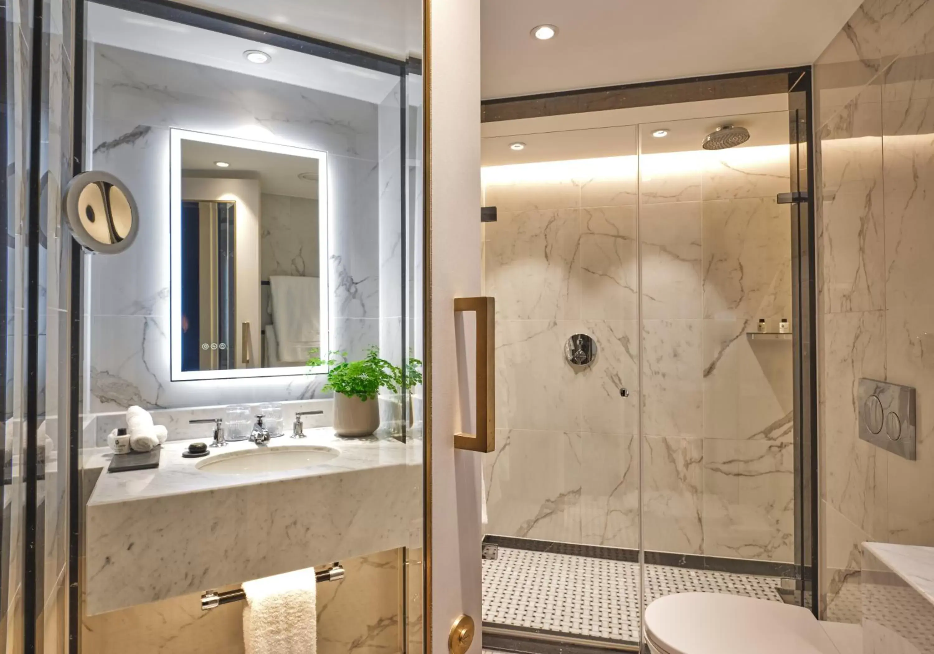 Bathroom in The Mayfair Townhouse - an Iconic Luxury Hotel