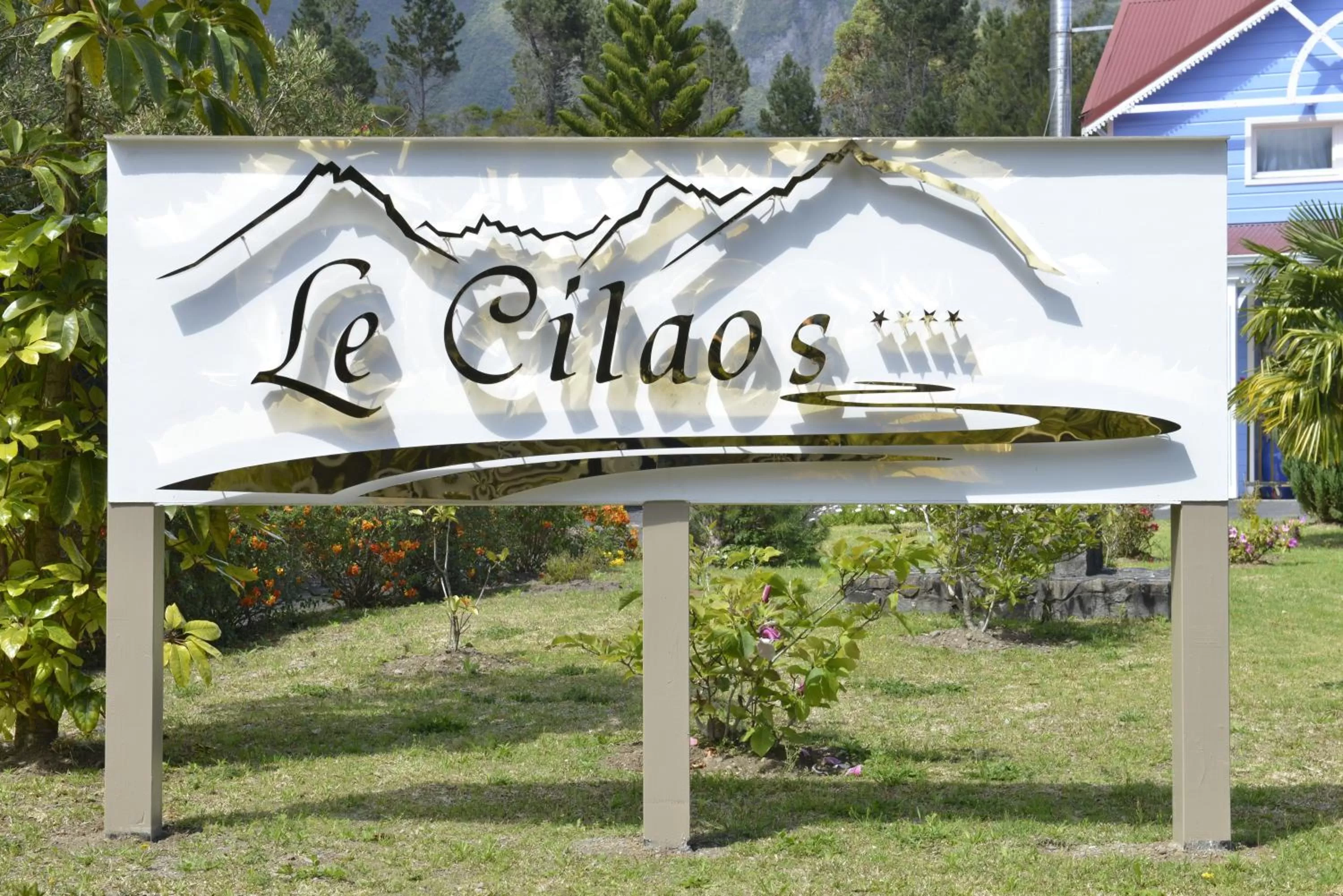 Property logo or sign in Hotel Le Cilaos