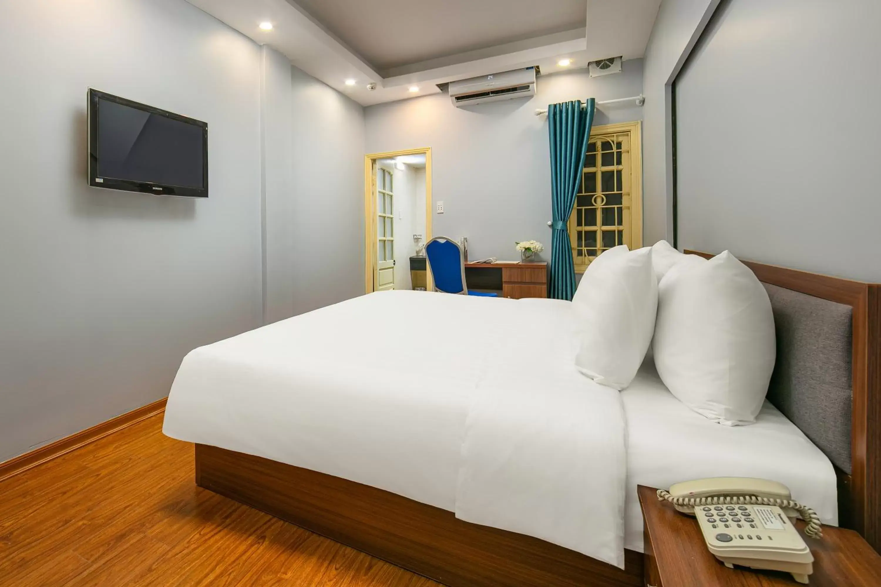 Bedroom, Bed in La Renta Center Hotel & Spa Bedroom, Bed in La Renta Center Hotel & Spa