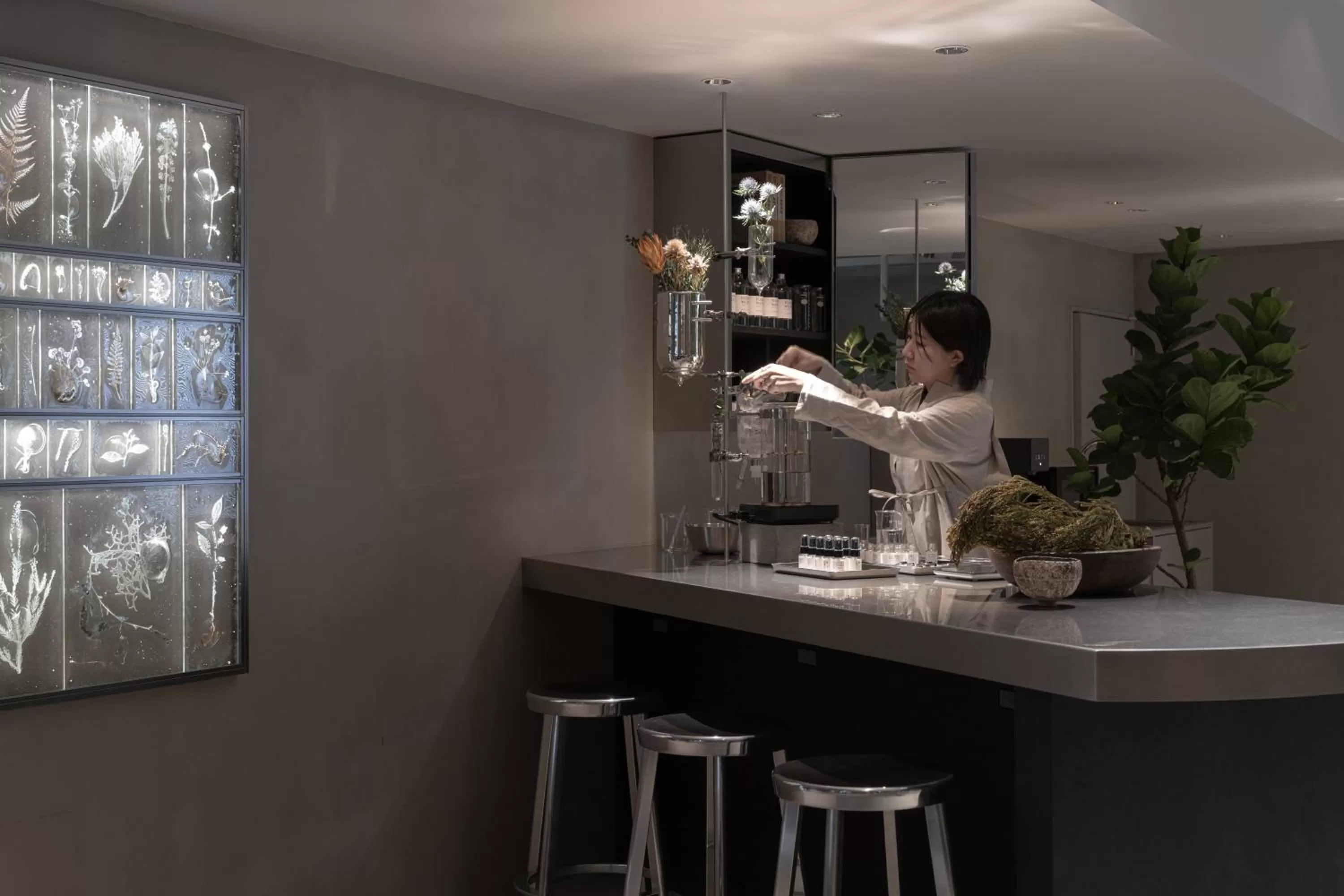 Lounge or bar in RAKURO Kyoto by THE SHARE HOTELS