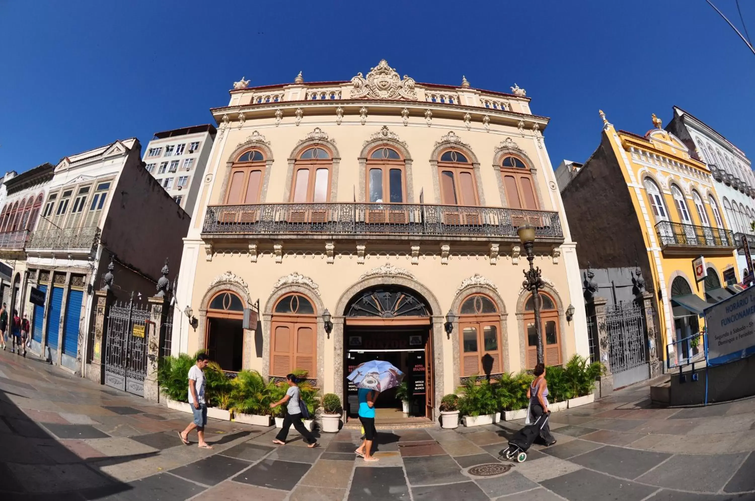 Facade/entrance in Hotel Plaza Riazor Facade/entrance in Hotel Plaza Riazor