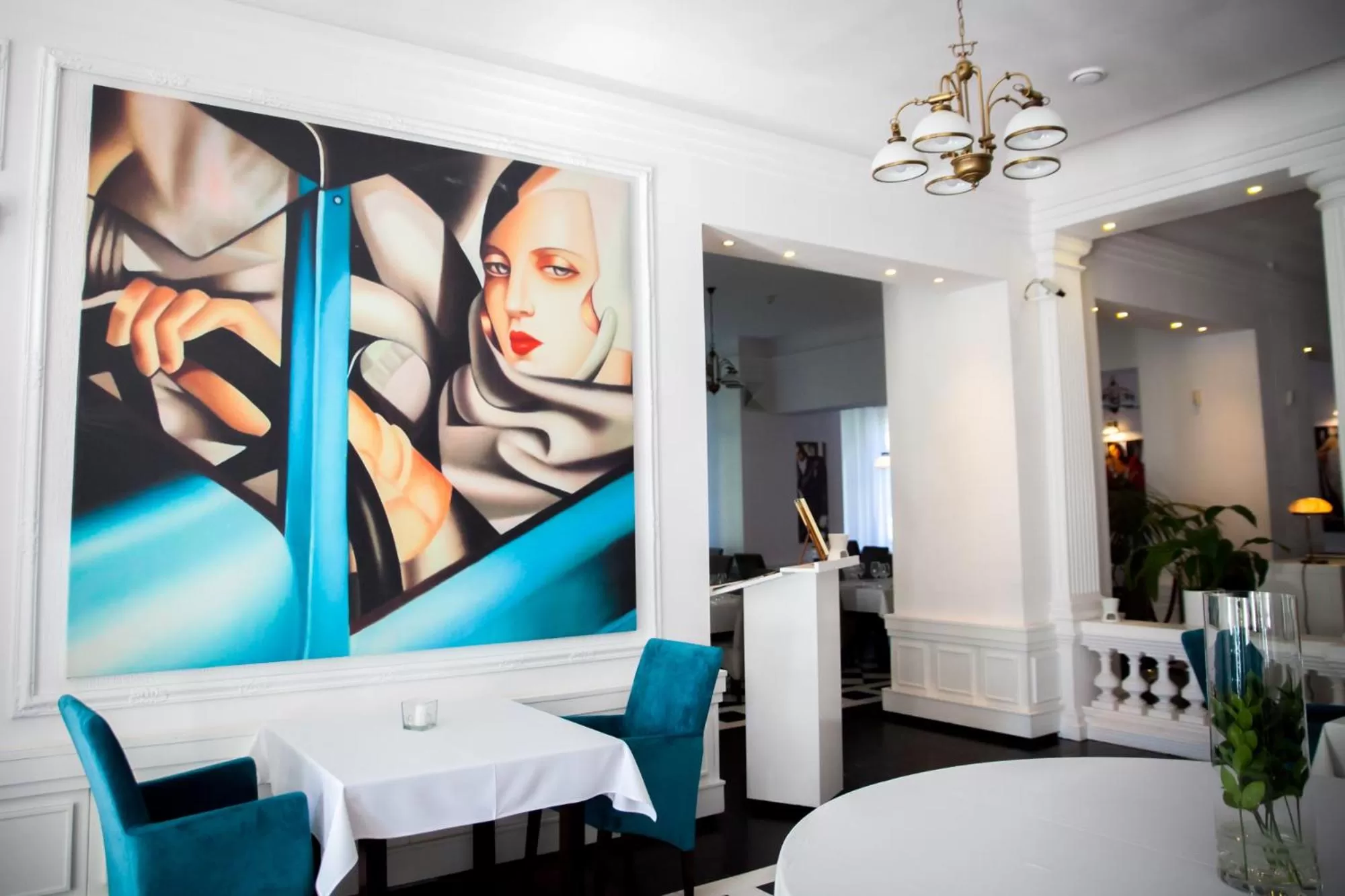 Restaurant/places to eat in Matejki 8