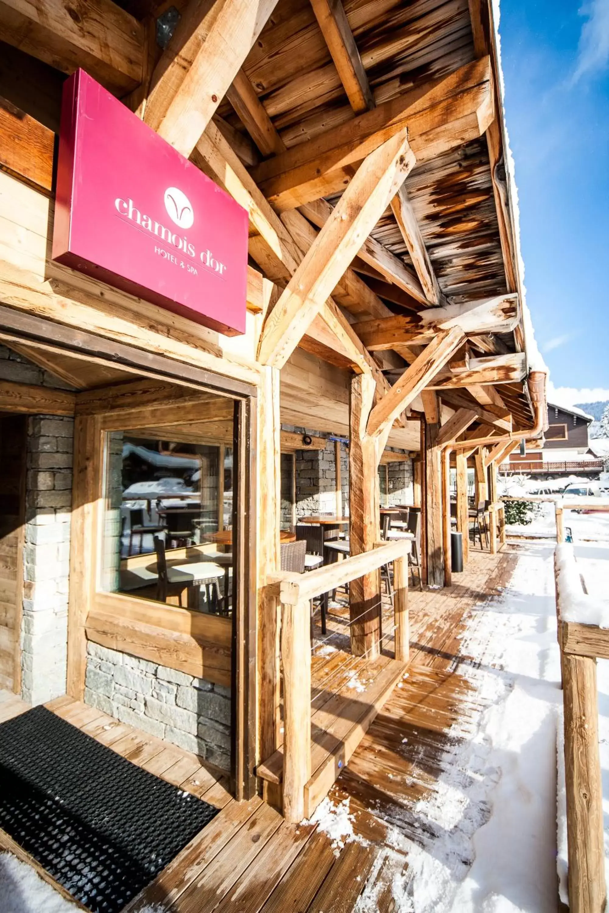 Facade/entrance in Chamois d'Or Hotel Facade/entrance in Chamois d'Or Hotel