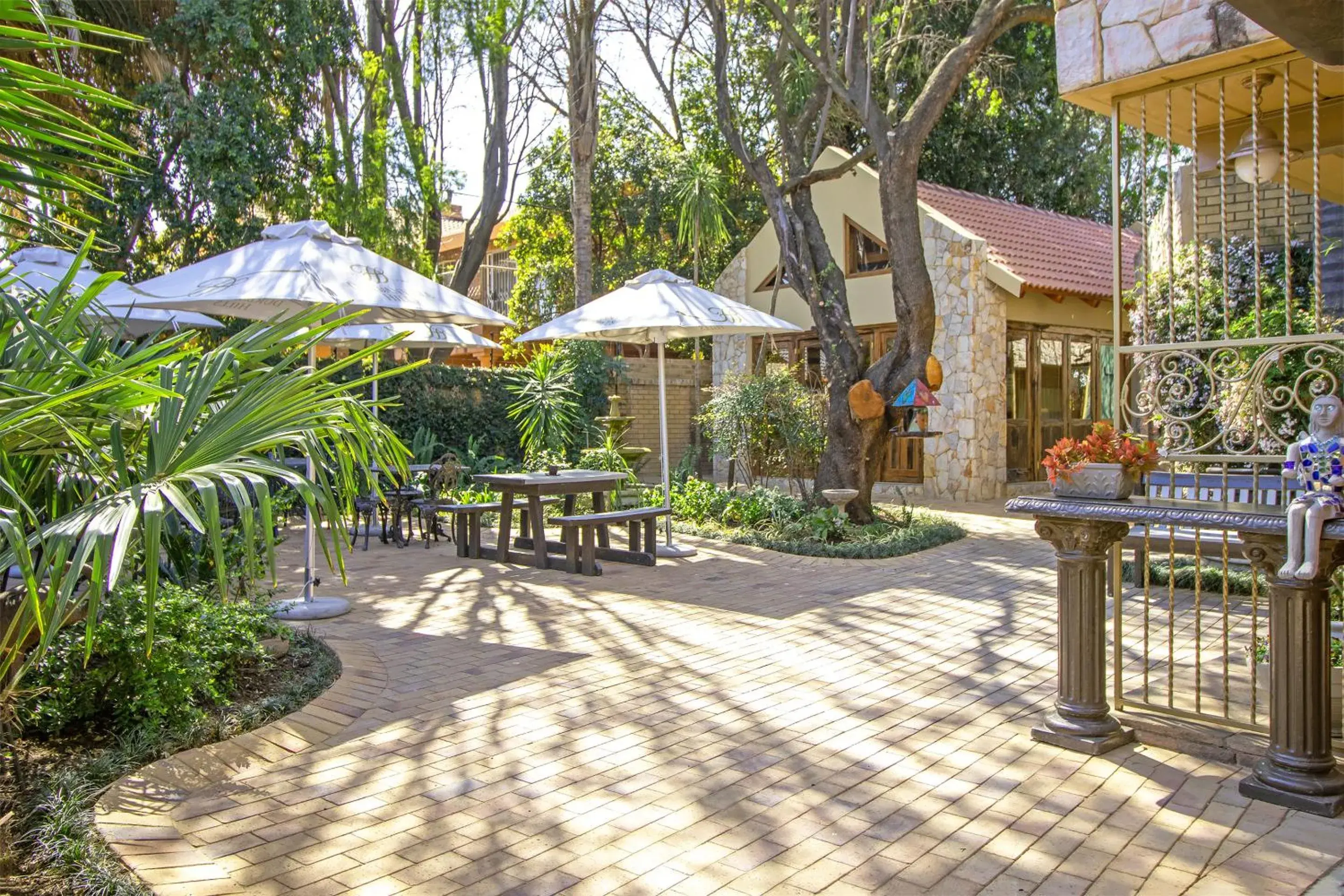 BBQ facilities in Sunward Park Guest House & Conference Center