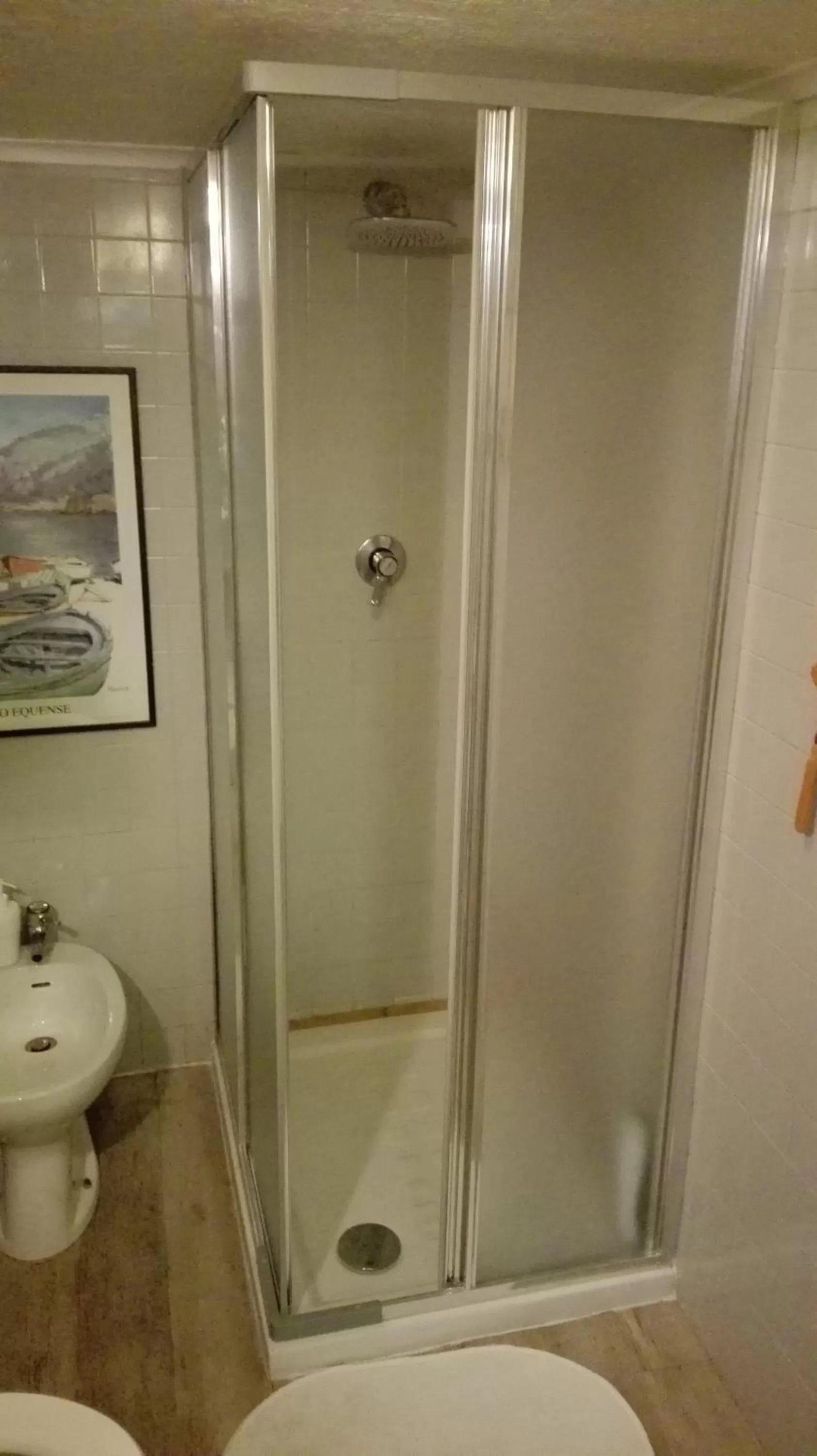 Shower in Casa Adelaide